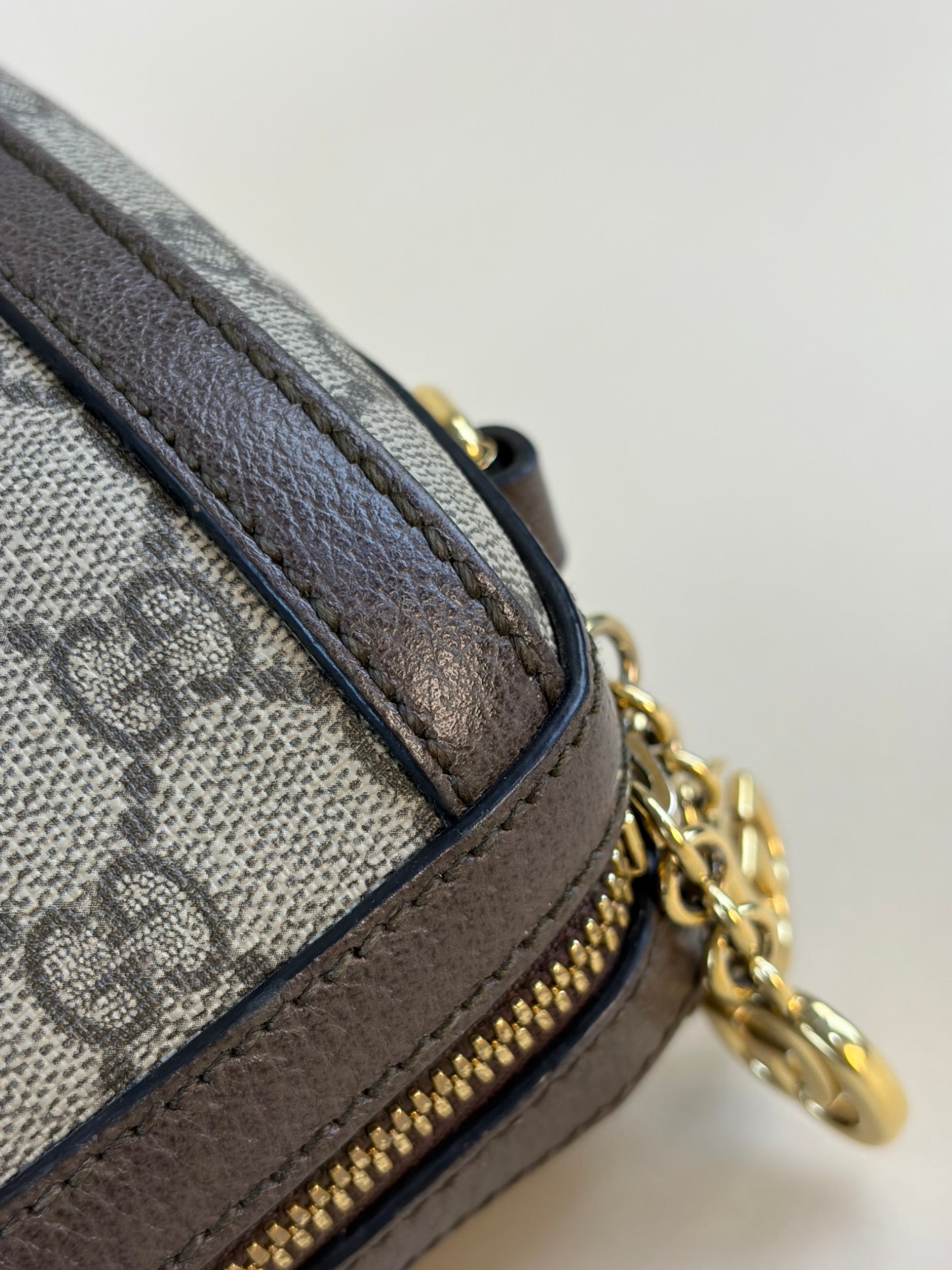 Gucci Bicolor GG Supreme Monogram Web Medium Ophidia Boston Bag