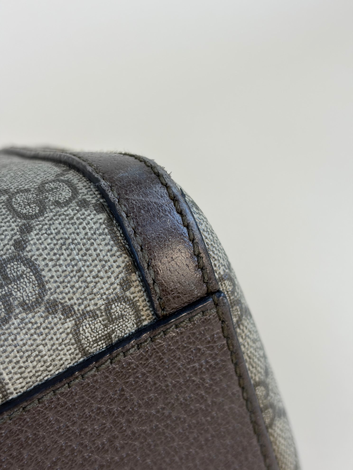 Gucci Bicolor GG Supreme Monogram Web Medium Ophidia Boston Bag