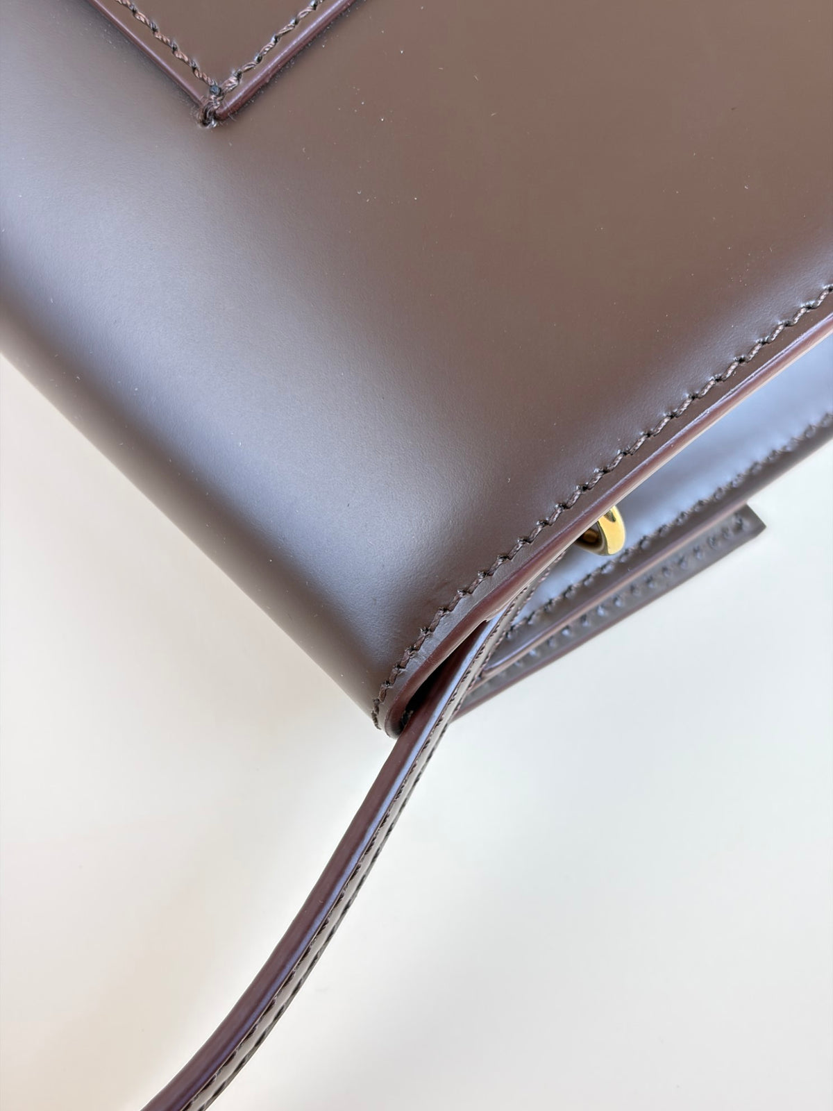JACQUEMUS the long bambino brown bag