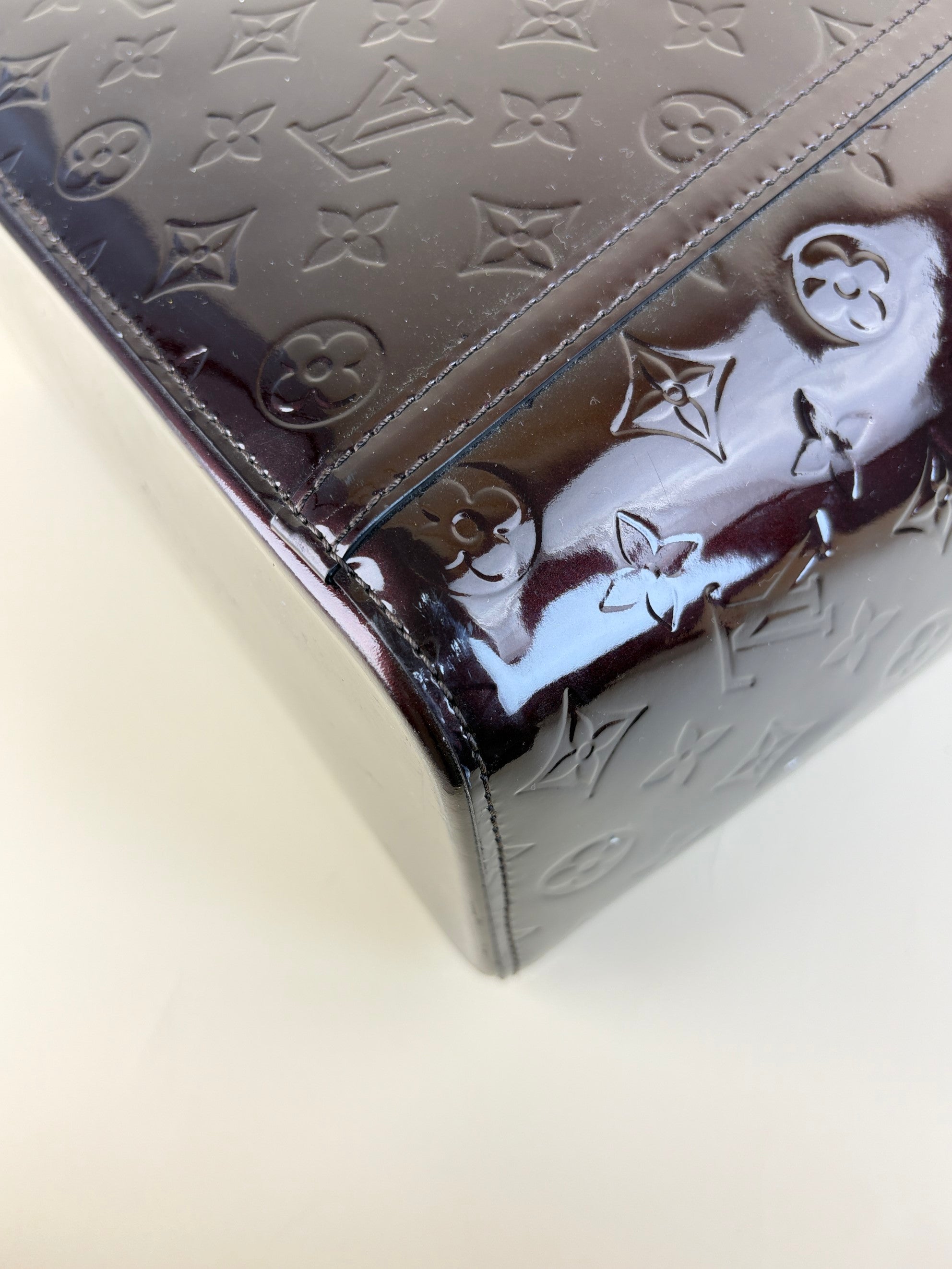 louis Vuitton Amarante monogram vernis Avalon gm