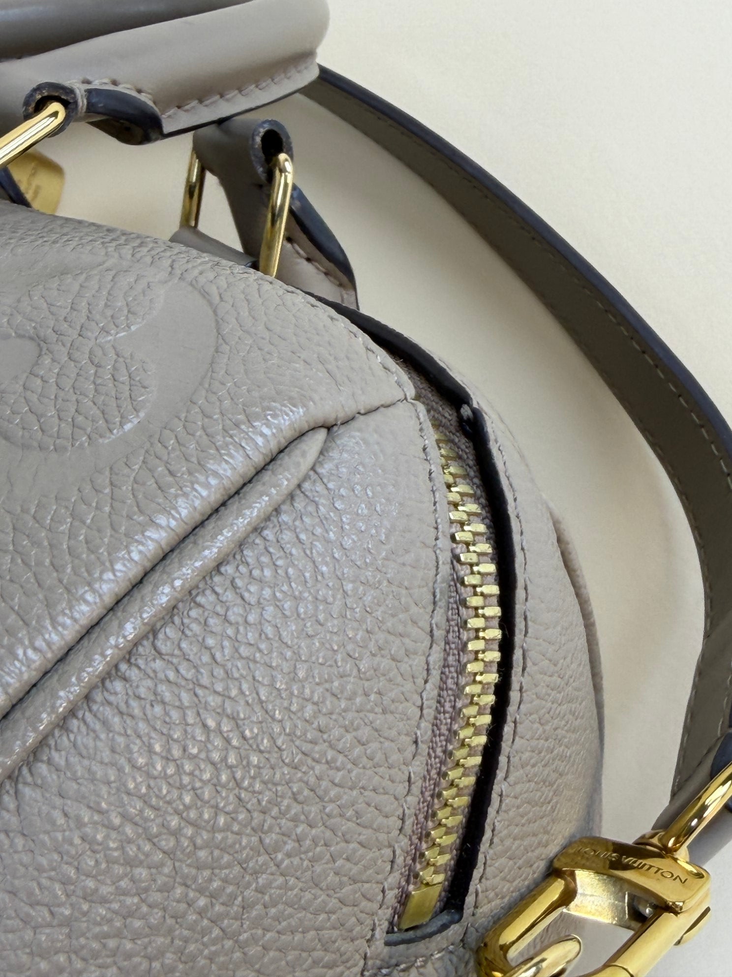 Louis Vuitton Turtledove Monogram Empreinte Speedy Bandouliere 25 Handle Bag