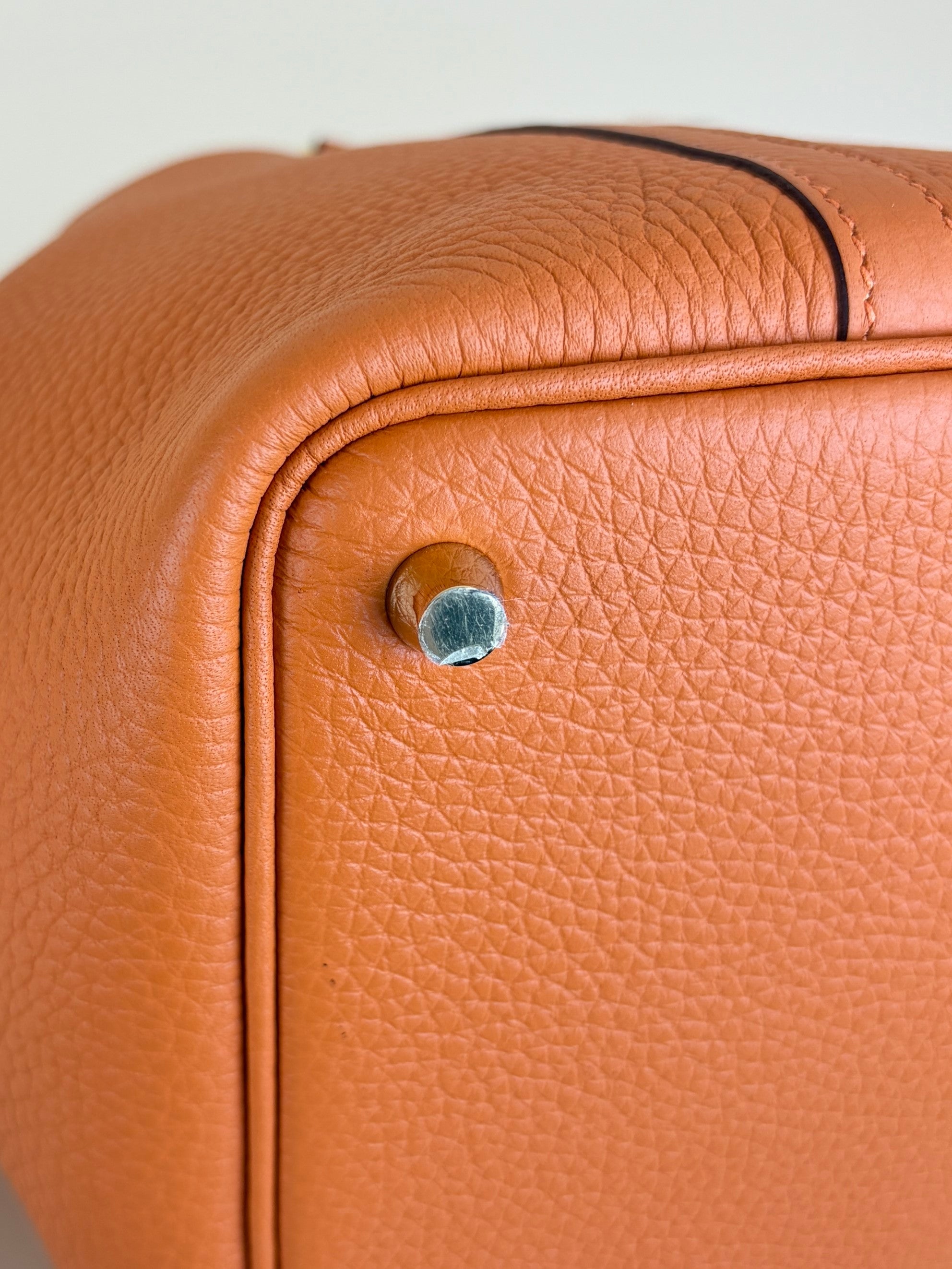 Hermes orange taurillon  18 picotin Clemence