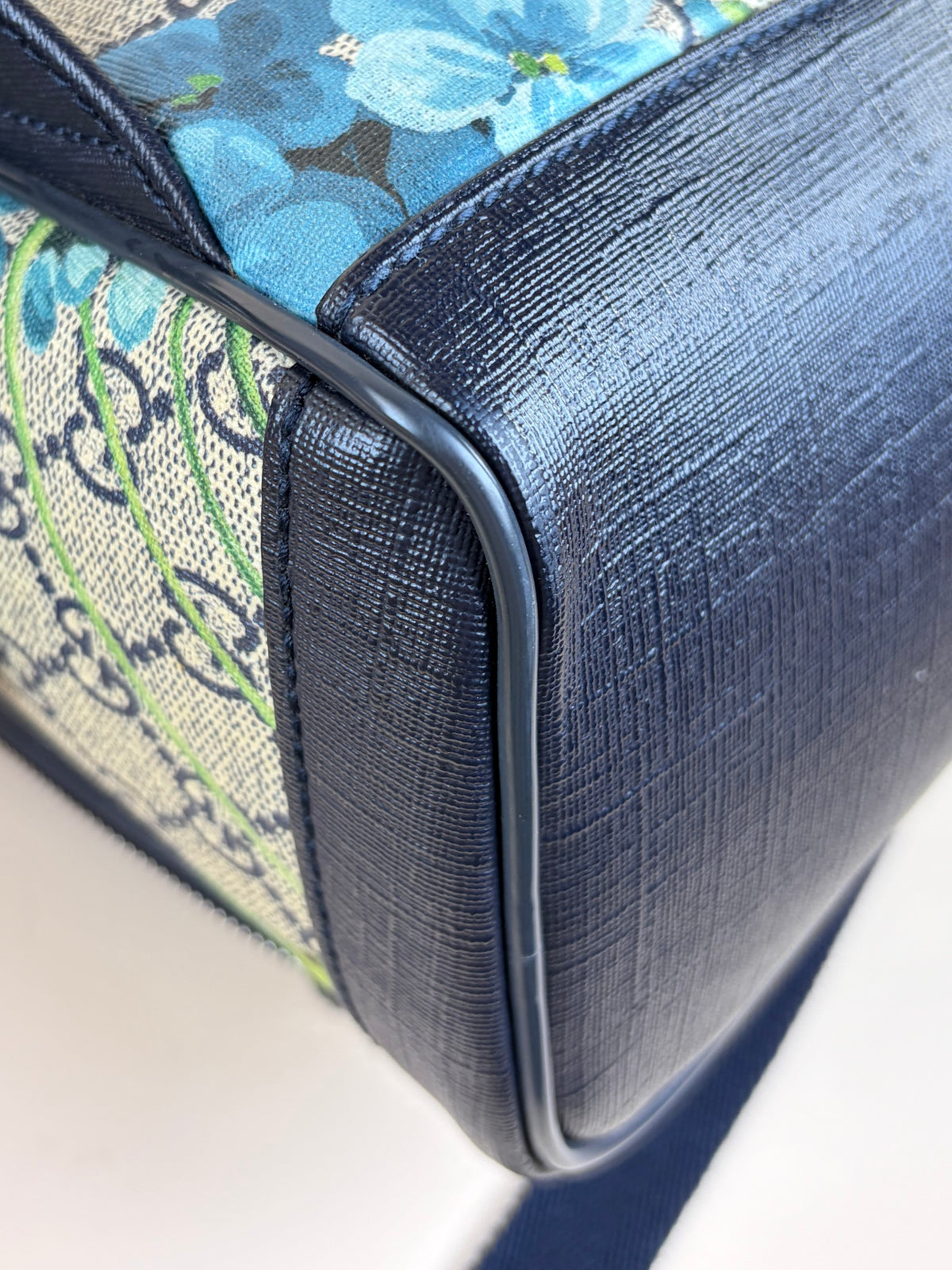 Gucci GG Supreme monogram blooms in blue Backpack Bag