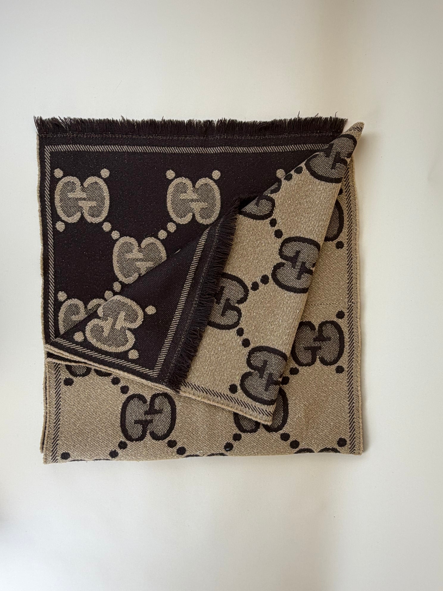 Gucci  jacquard brown/camel gg wool scarf