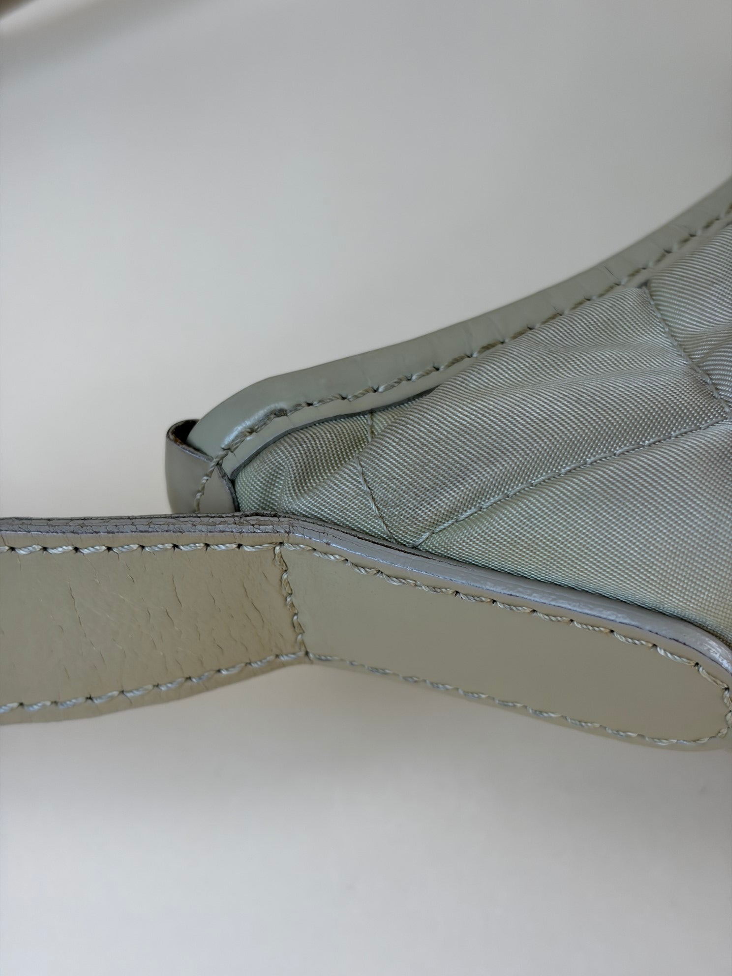 burberry quilted nylon beige canvas and leather