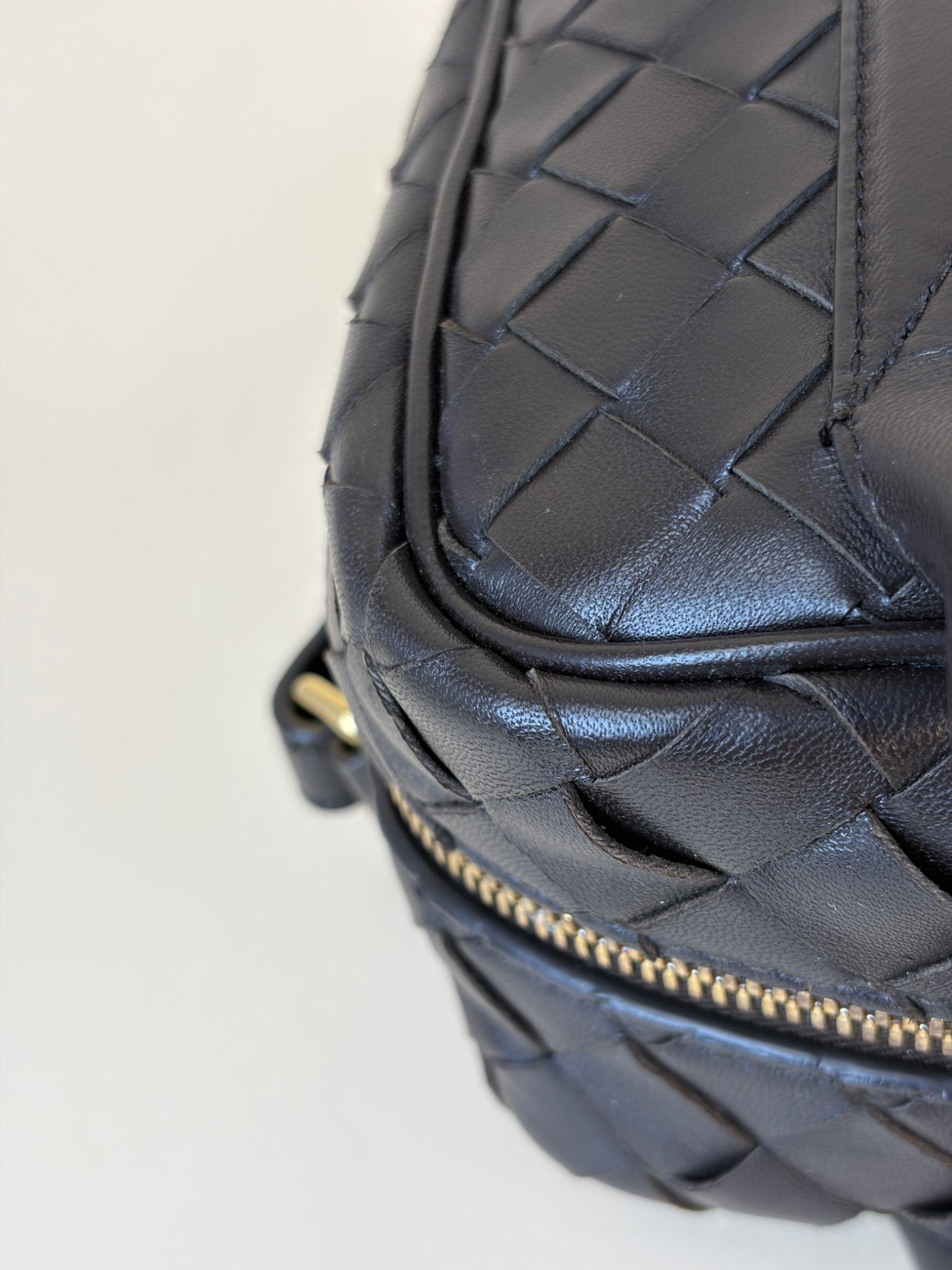 Bottega Veneta brown fondant Intrecciato woven Nappa lather small getaway bag