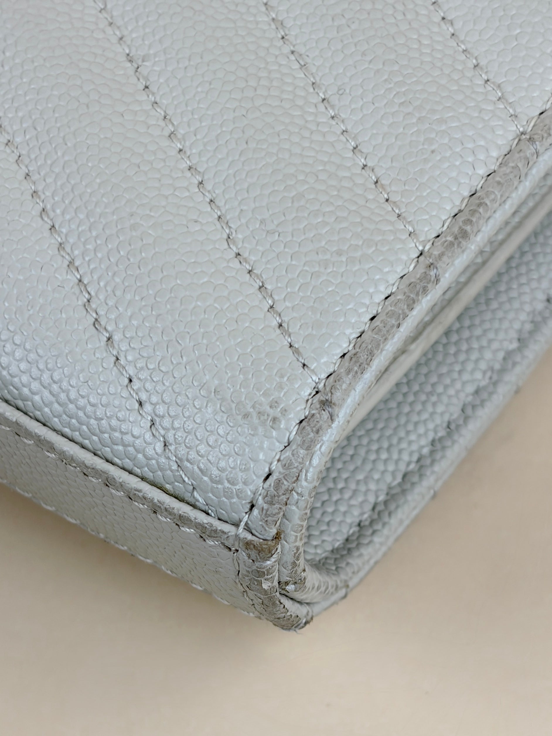 YSL White Classic Cassandre Wallet On Chain