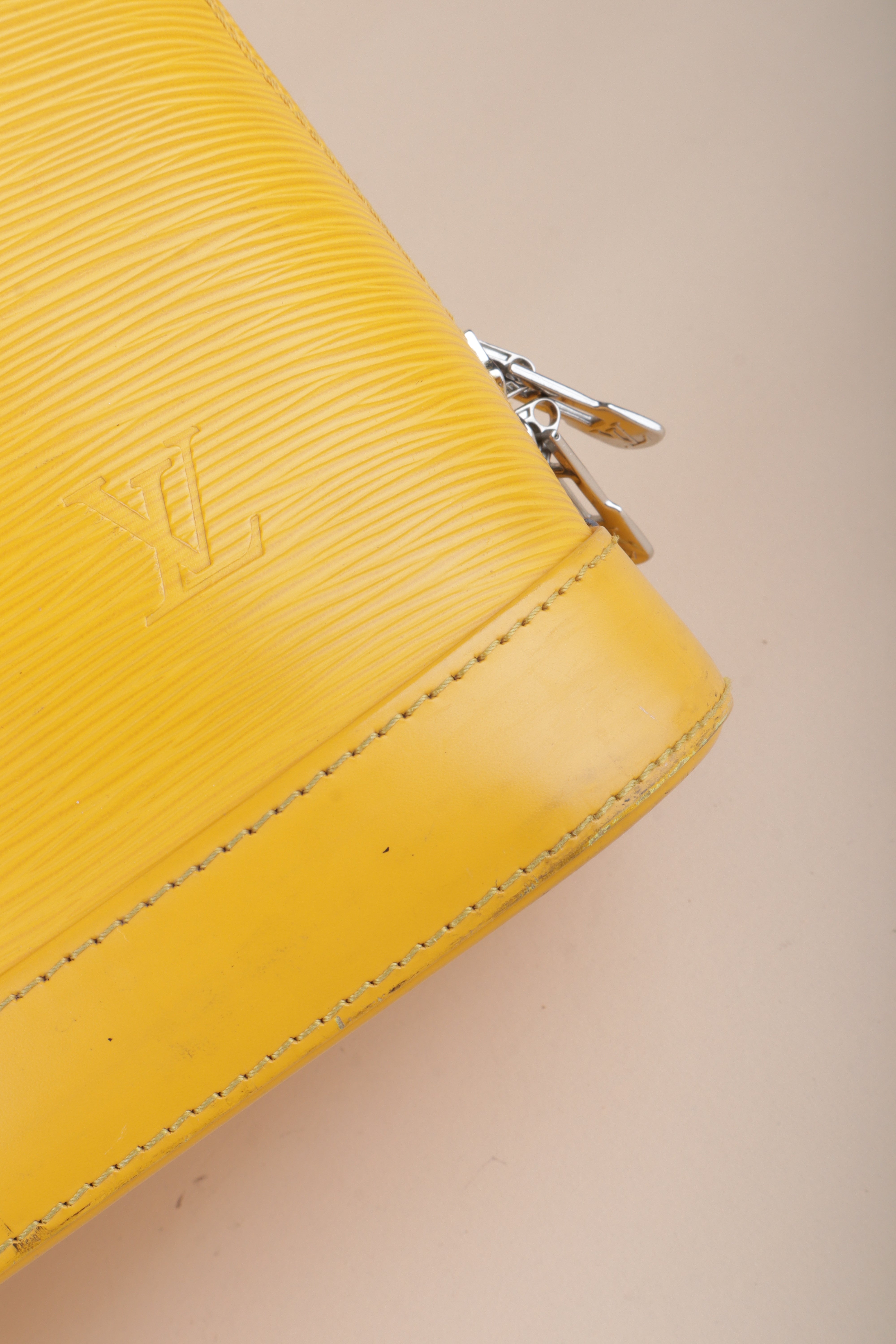Louis Vuitton Epi Leather Alma PM Bag with Strap