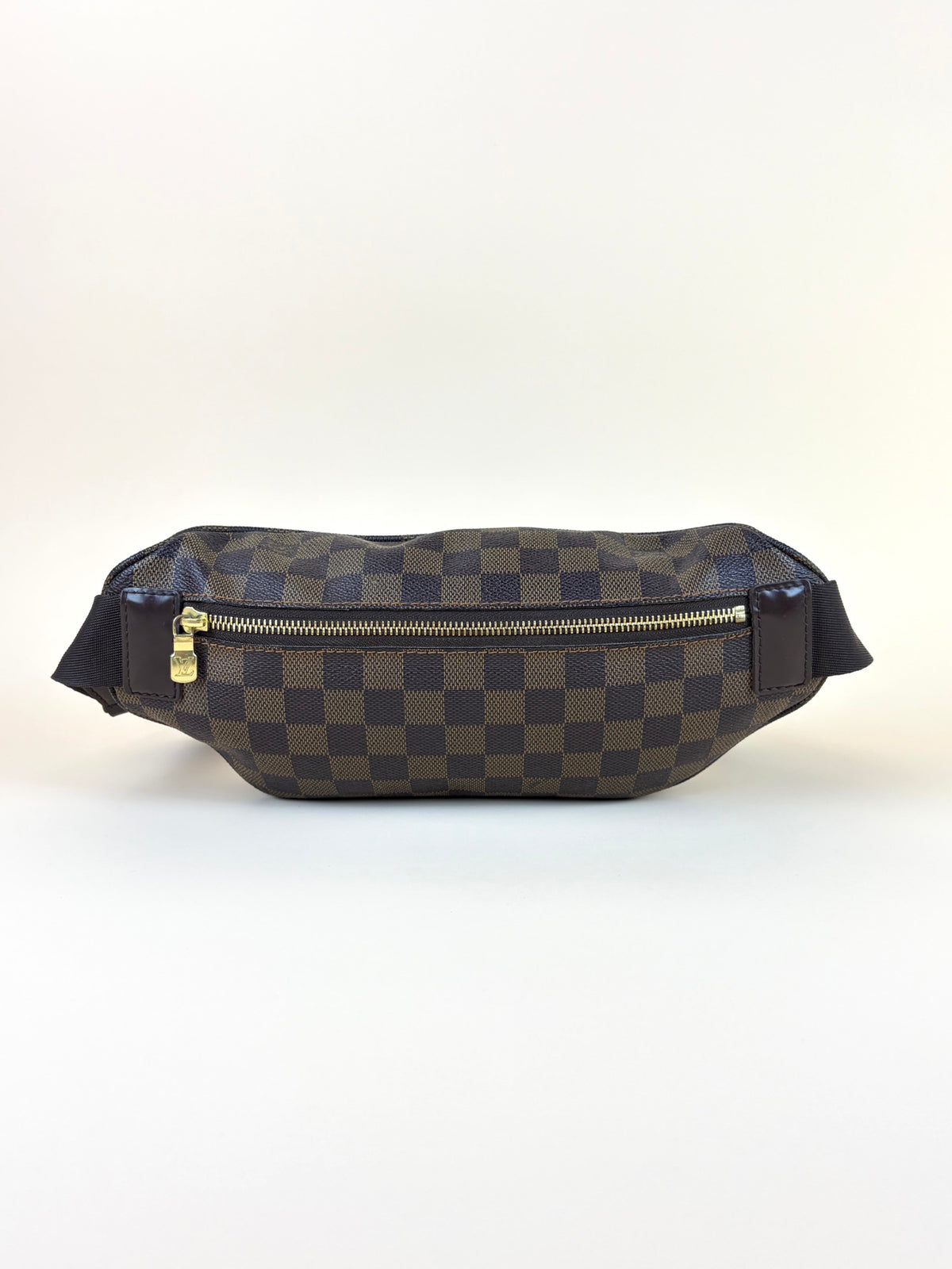 Louis Vuitton Damier Ebene Melville bum bag