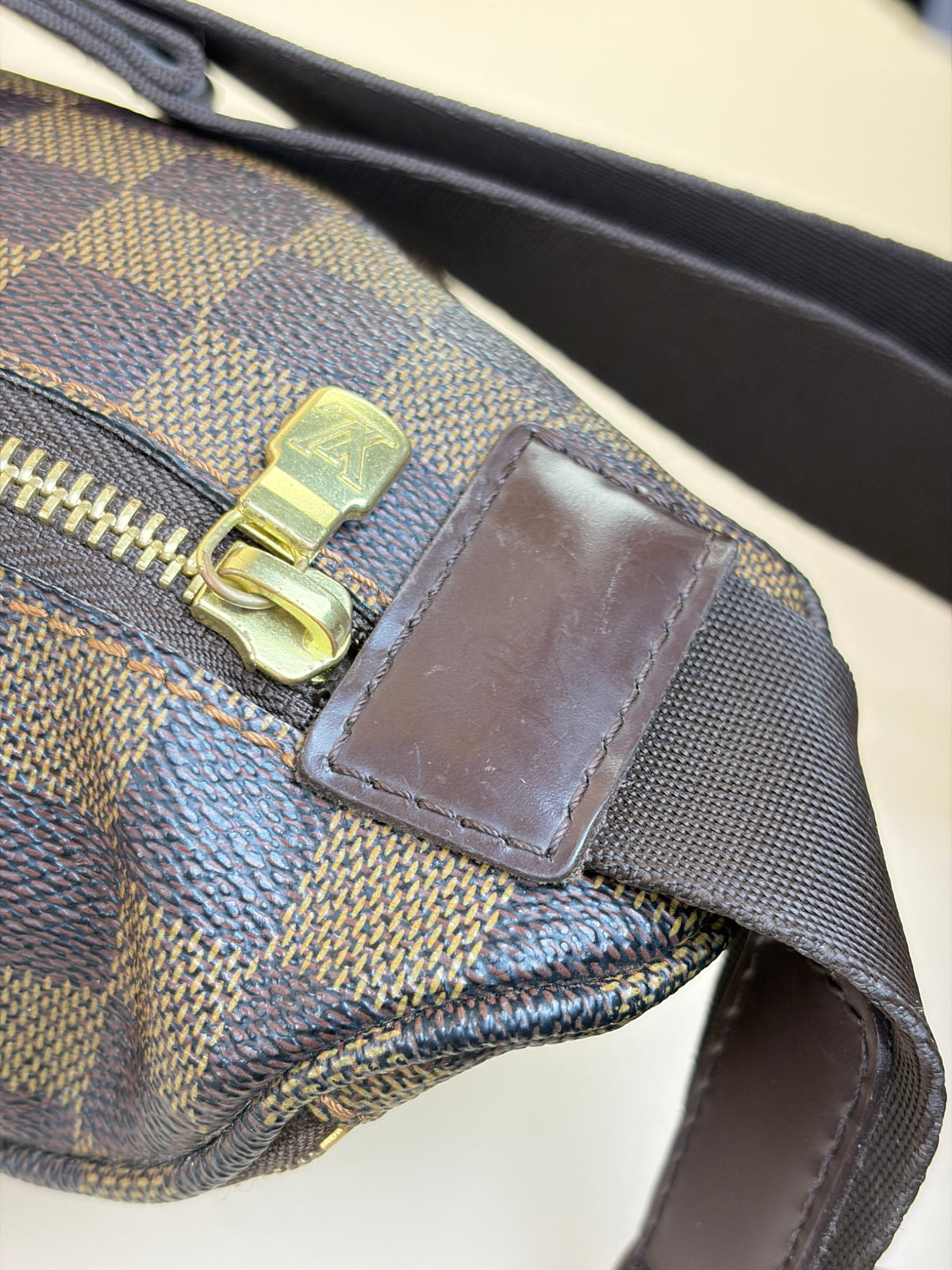 Louis Vuitton Damier Ebene Melville bum bag