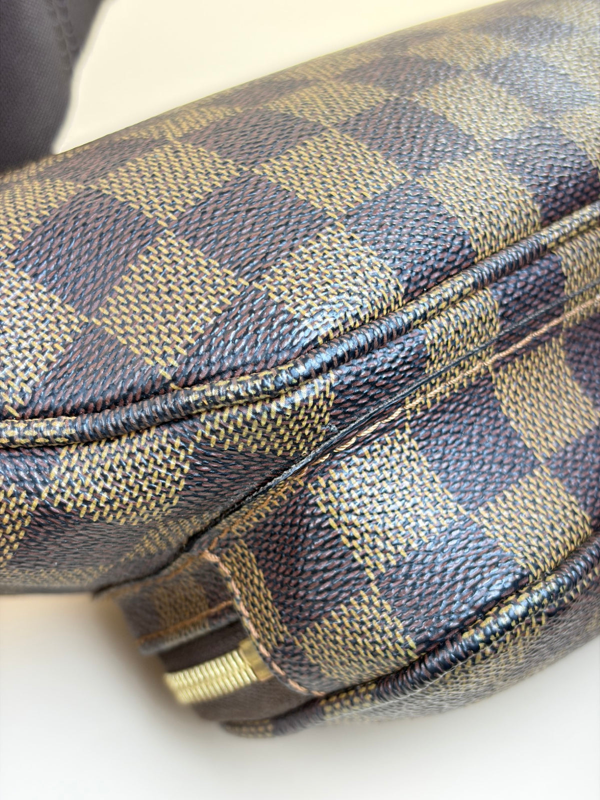 Louis Vuitton Damier Ebene Melville bum bag
