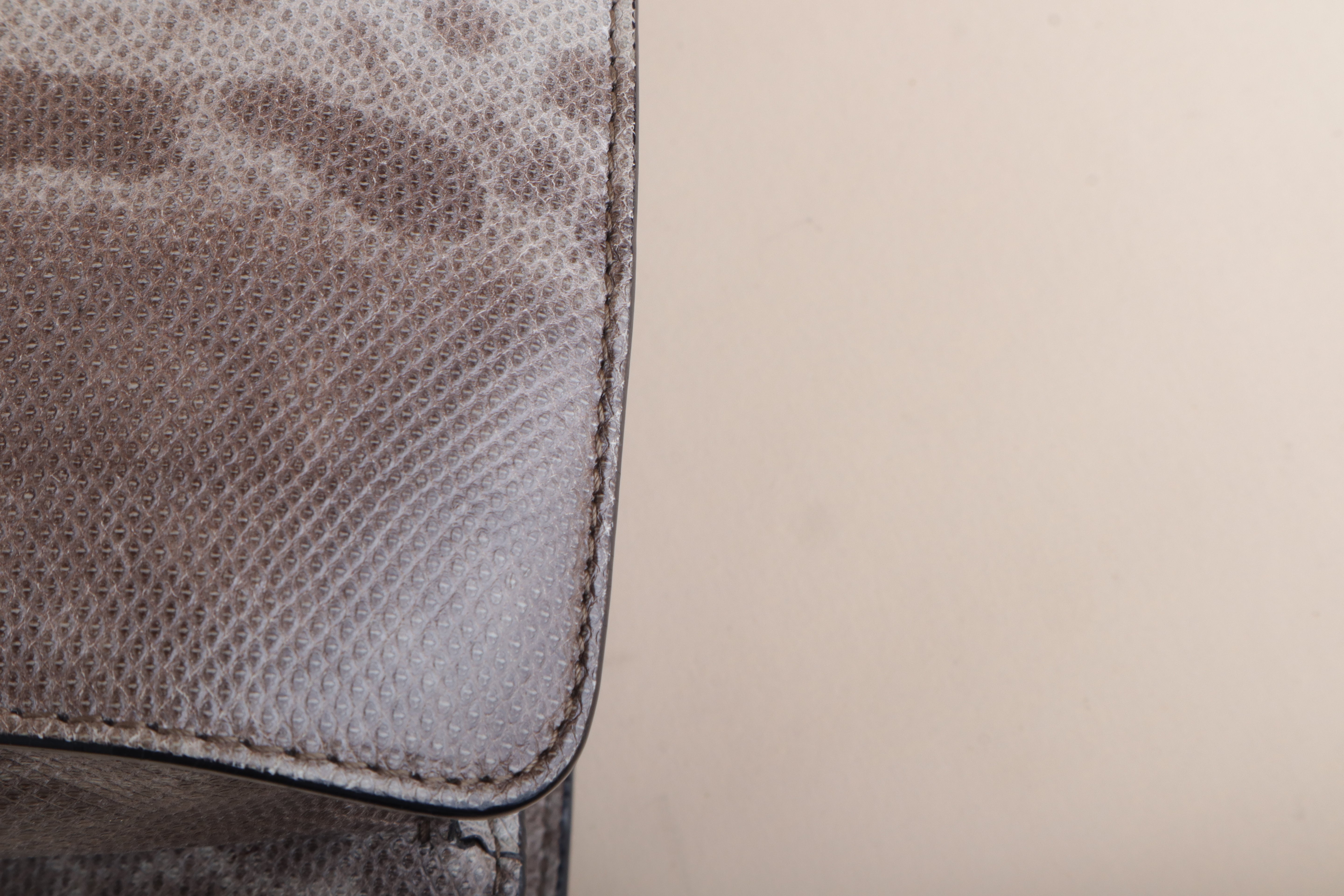 BVLGARI   beige/ Brown Karang Serpentis flap