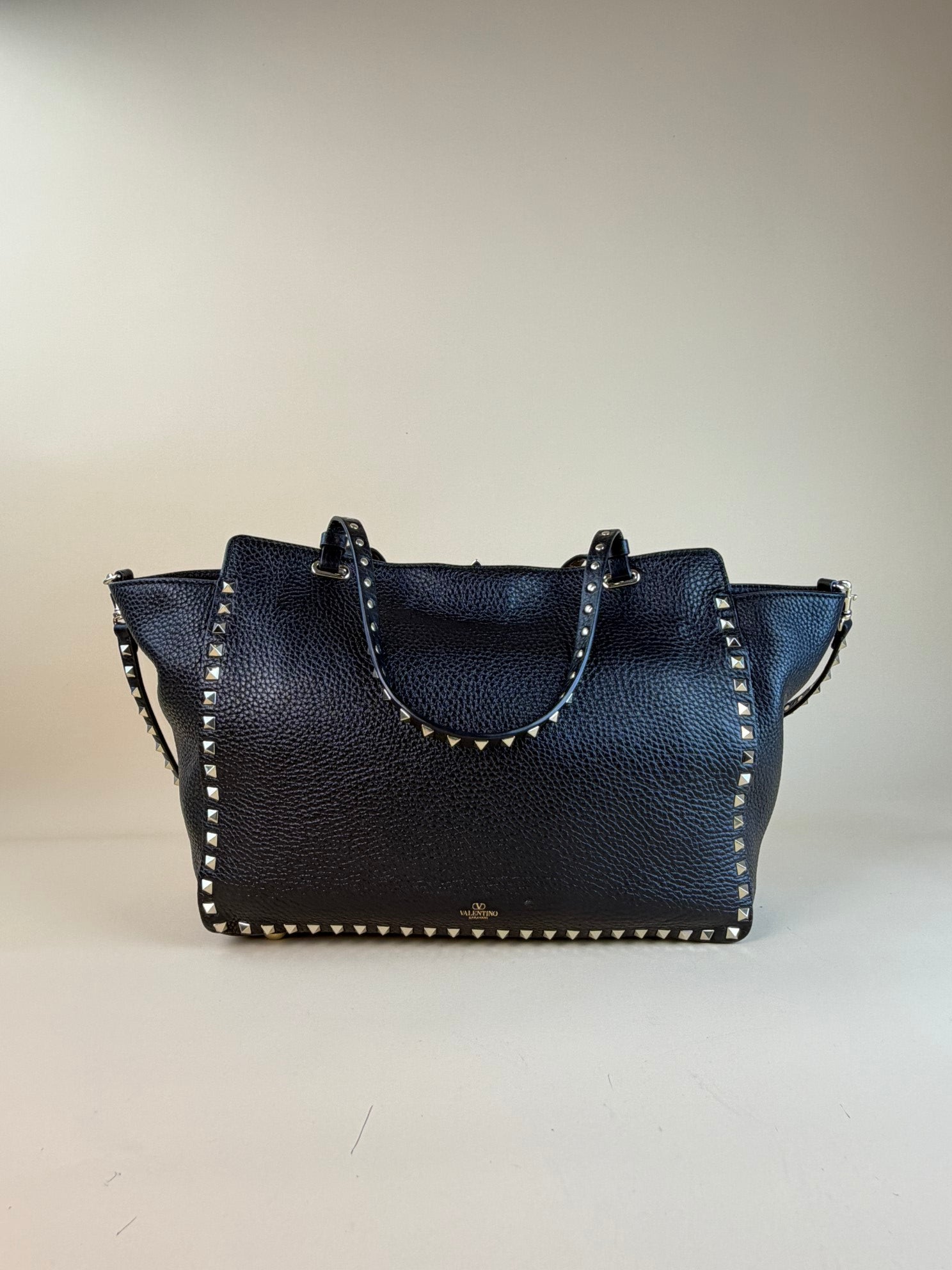 Valentino black Vitello Rockstud medium Bag
