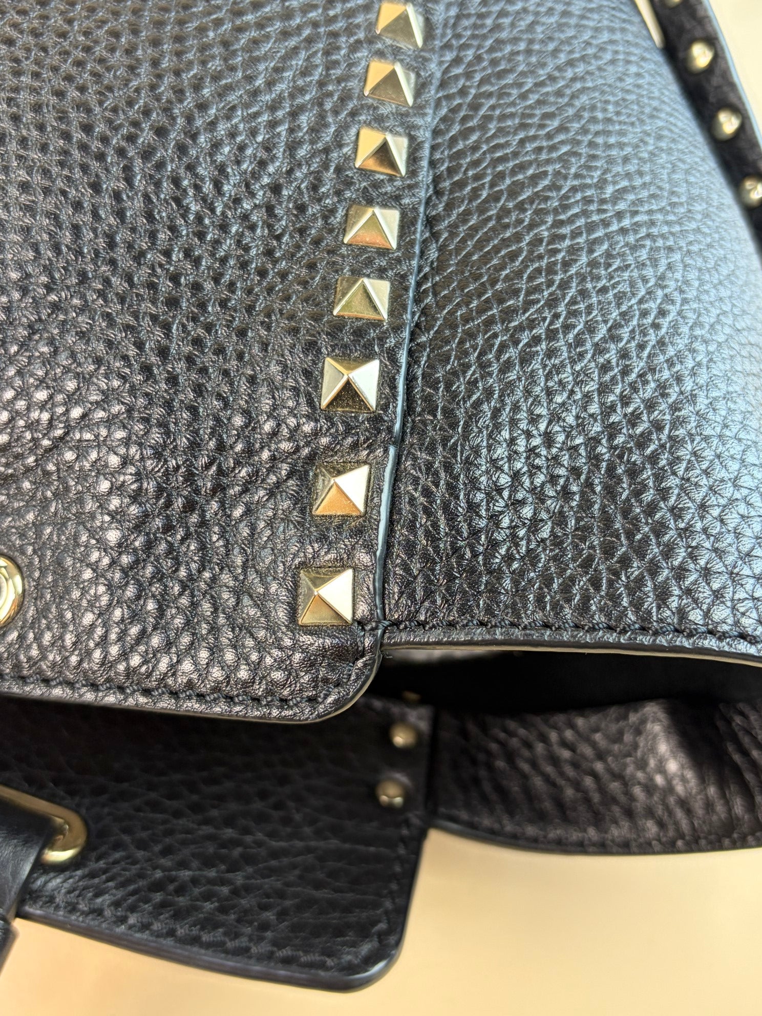 Valentino black Vitello Rockstud medium Bag