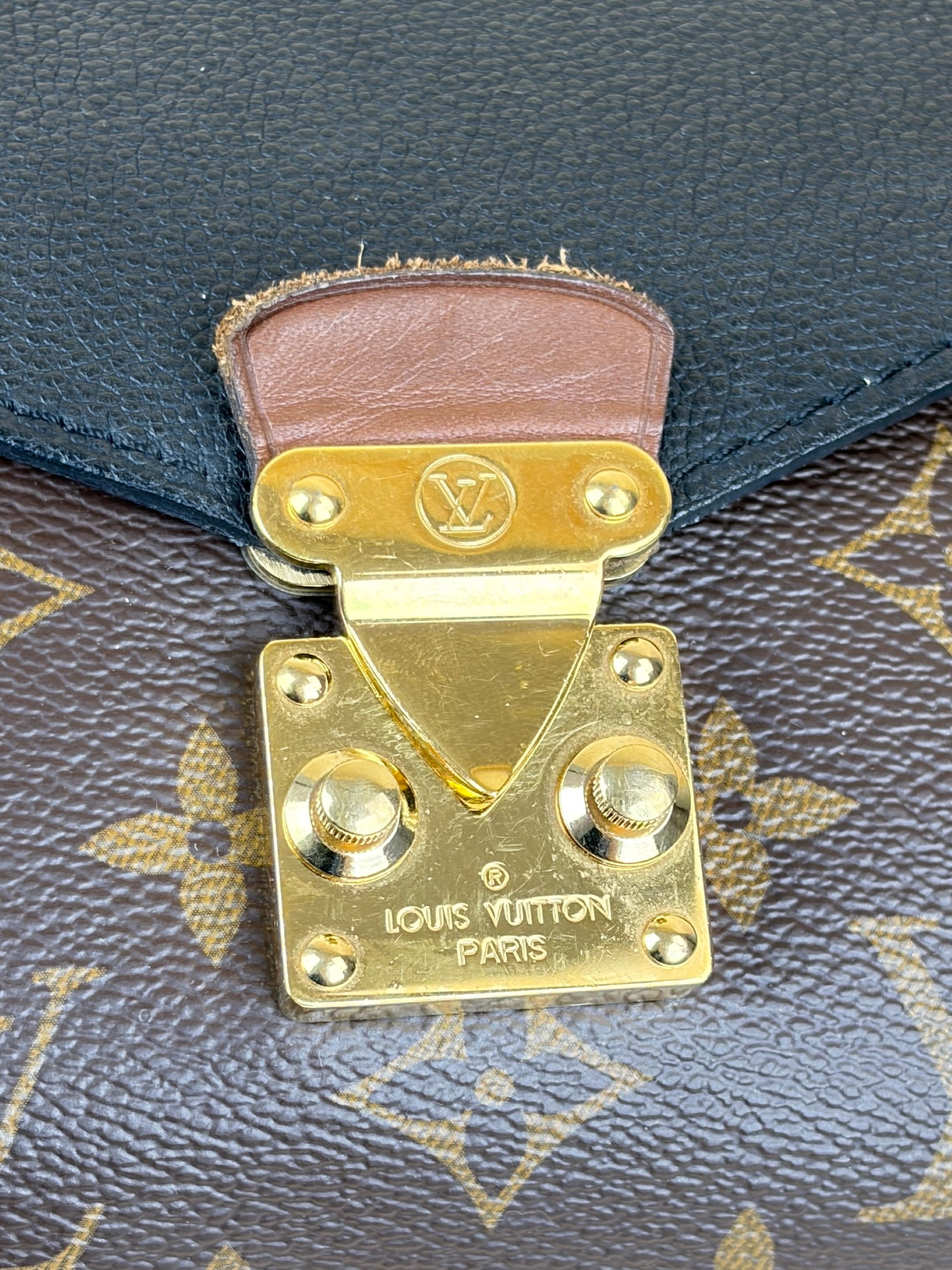 Louis Vuitton canvas and black calfskin Pallas chain