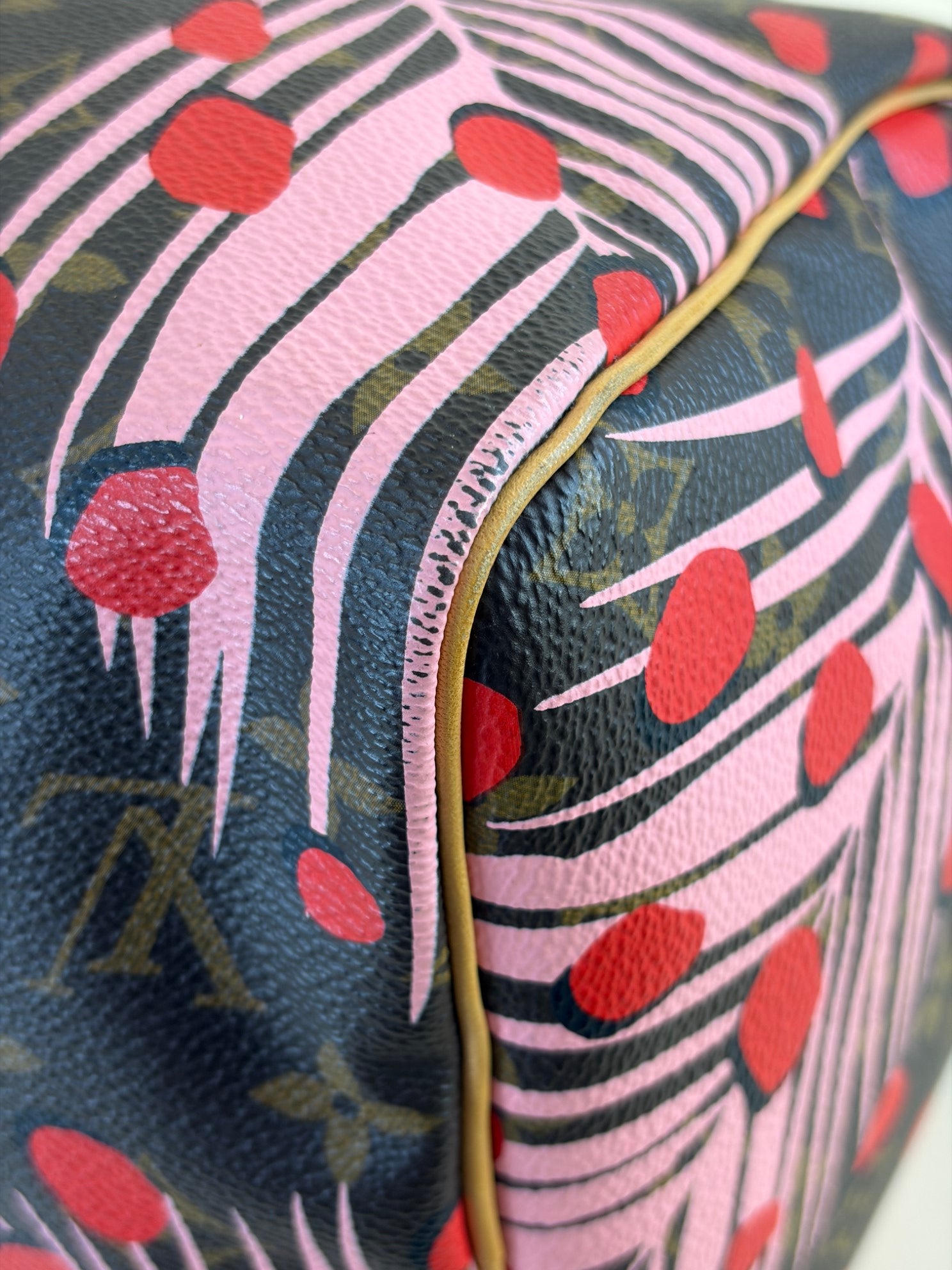 Louis Vuitton Monogram Jungle Dots Palms Limited Edition Speedy 30 Tote Bag