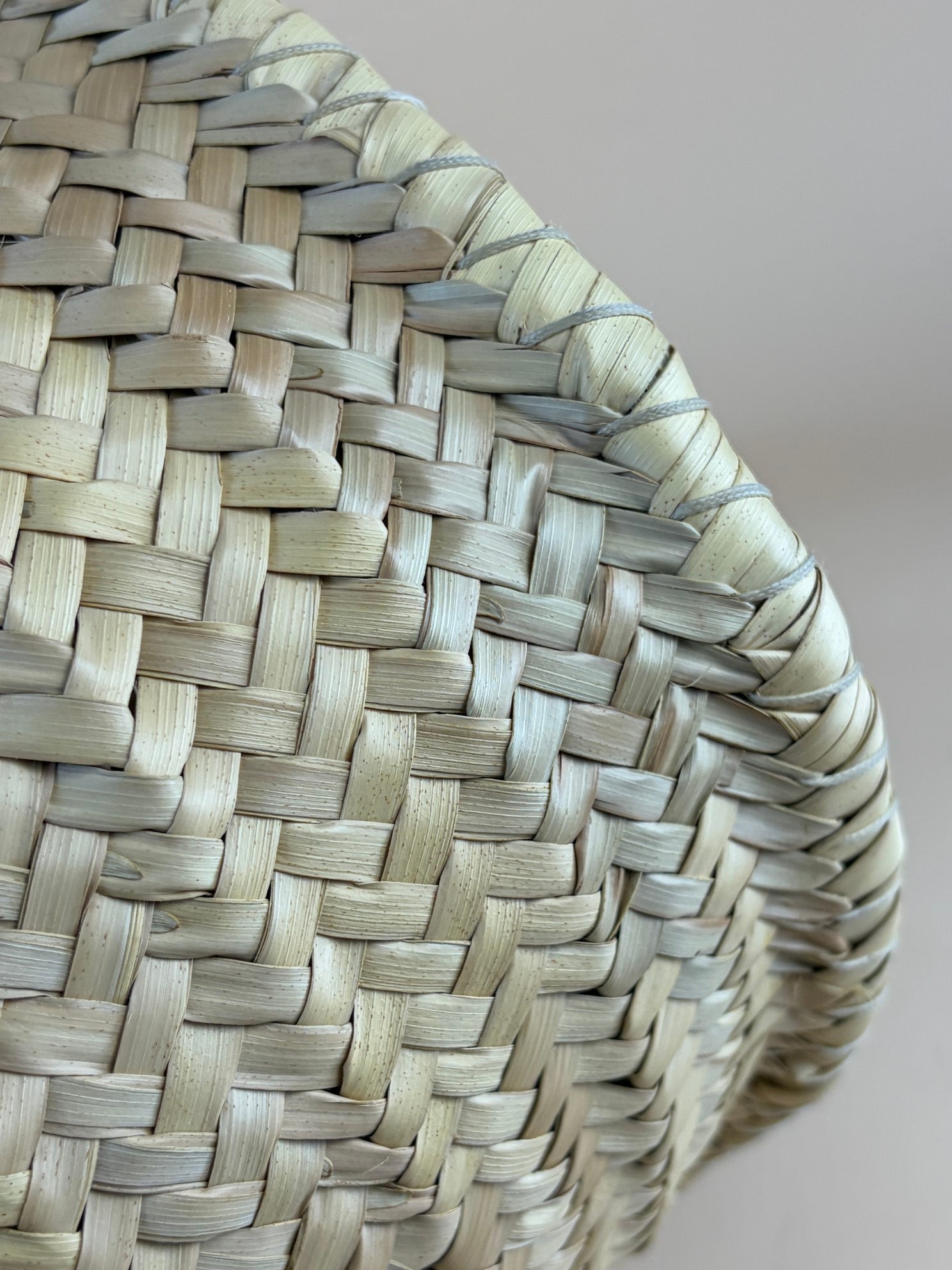 Dolce & Gabbana straw Kendra Baci wove in beige tote bag