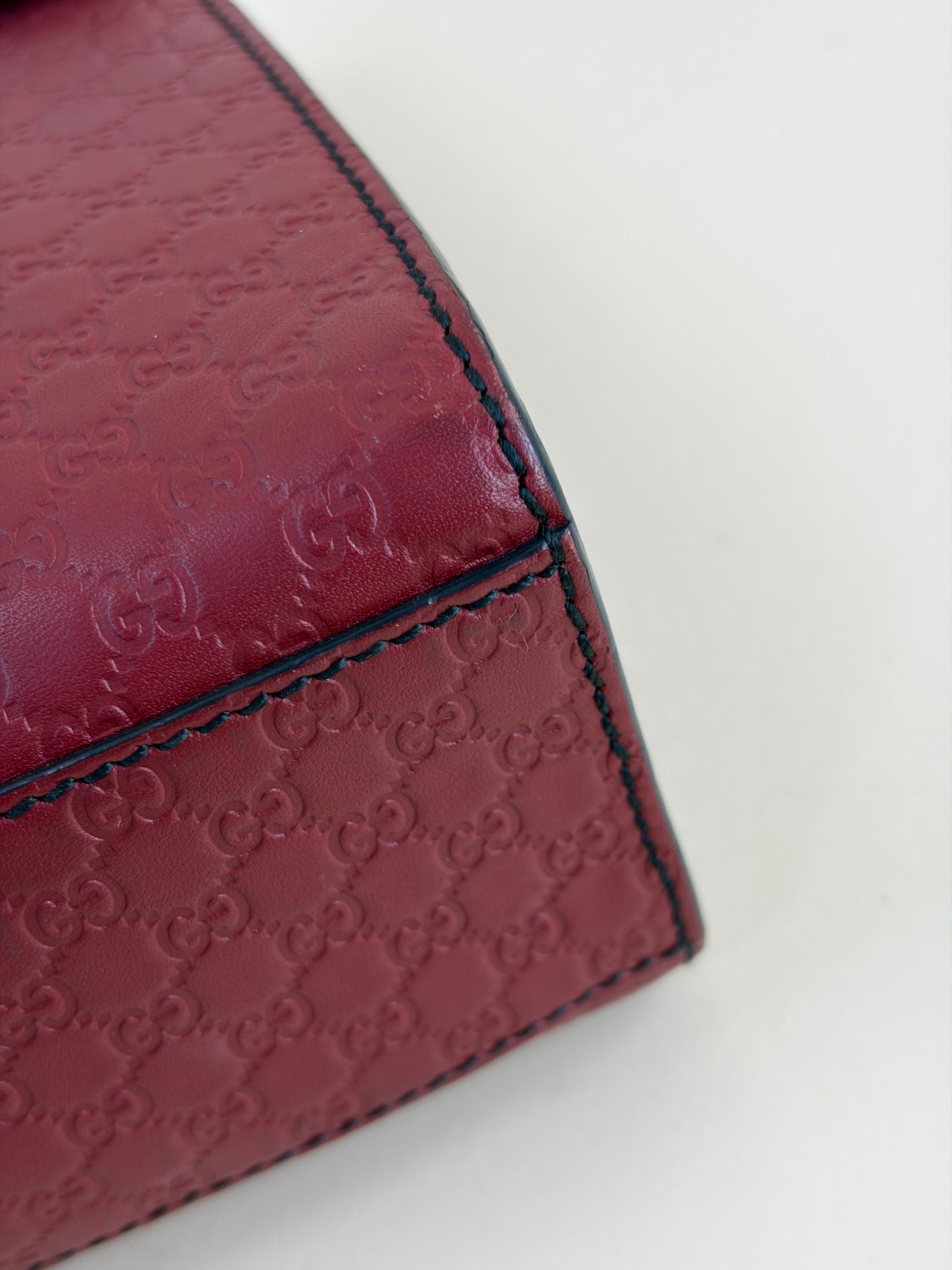 Gucci Red Emily Medium Shoulder Bag