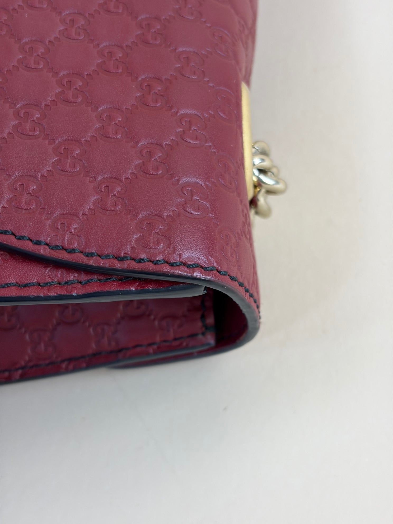 Gucci Red Emily Medium Shoulder Bag