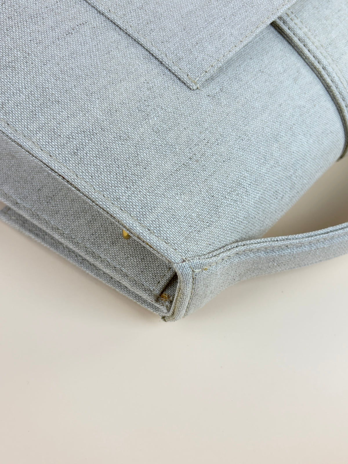 Jacquemus  XL bambino bag light greige
