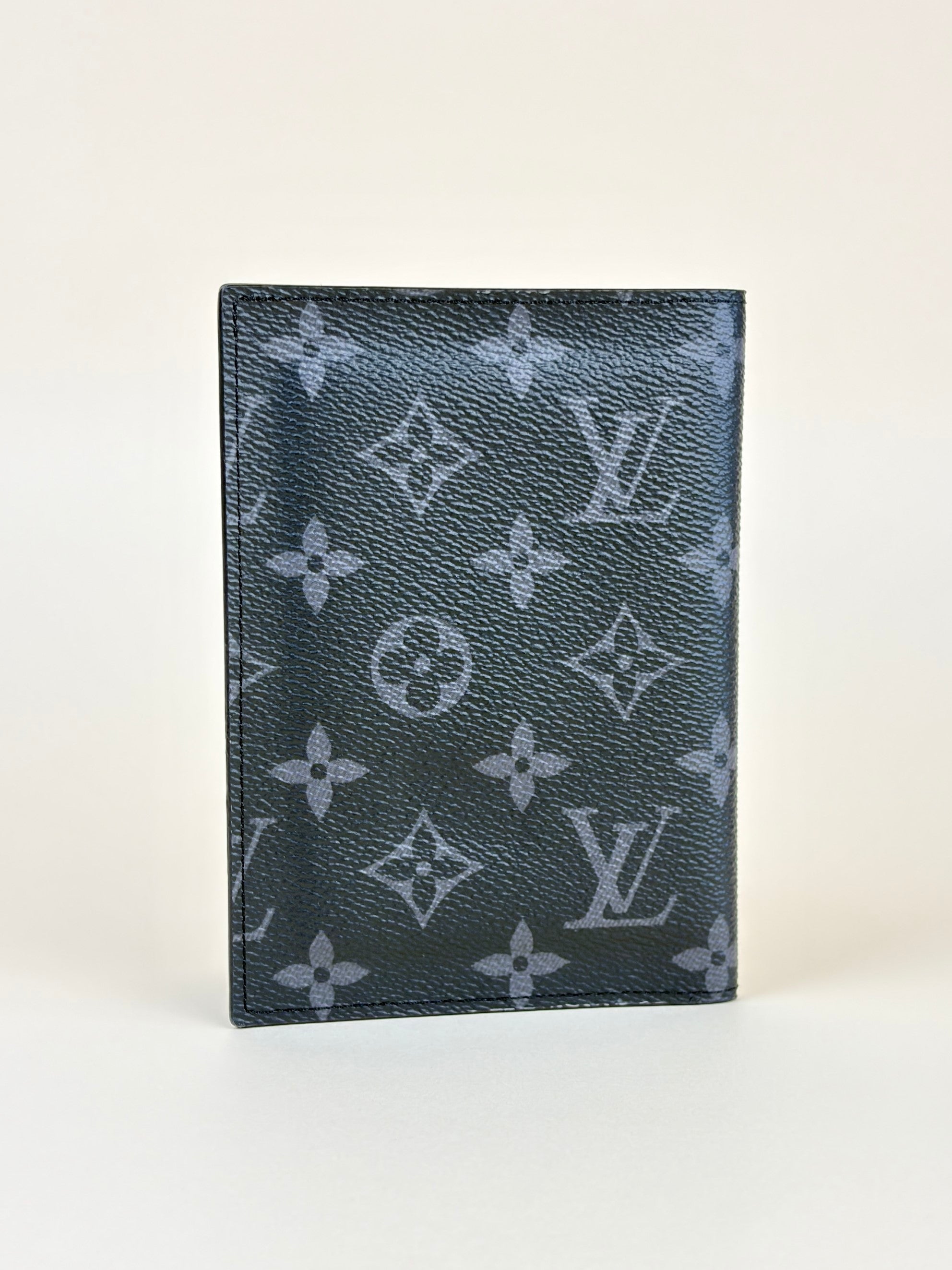 Louis Vuitton monogram eclipse canvas passport cover