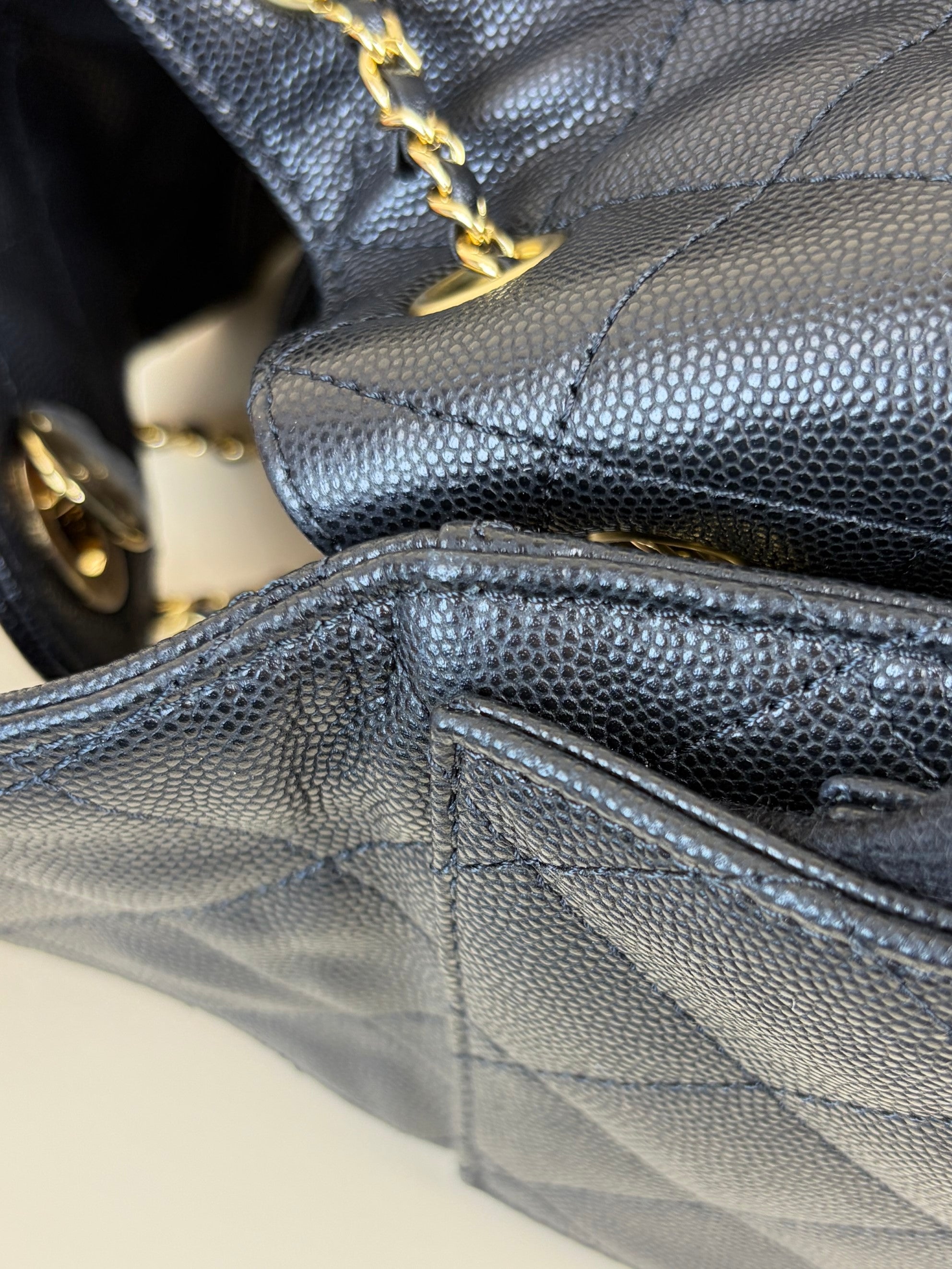Chanel black caviar leather Chanel 25 small Handbag