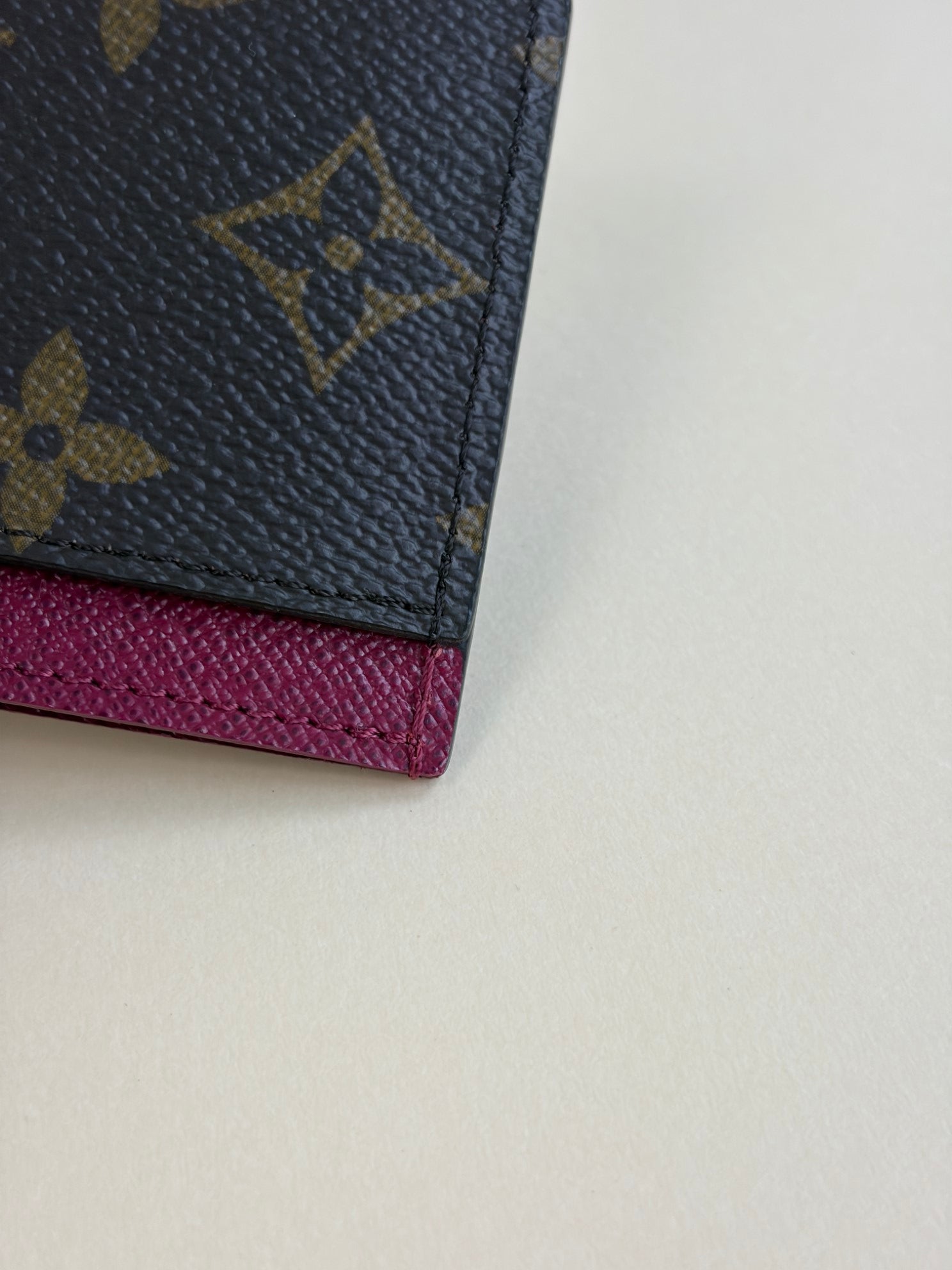 Louis Vuitton monogram canvas fushia sinple card holder