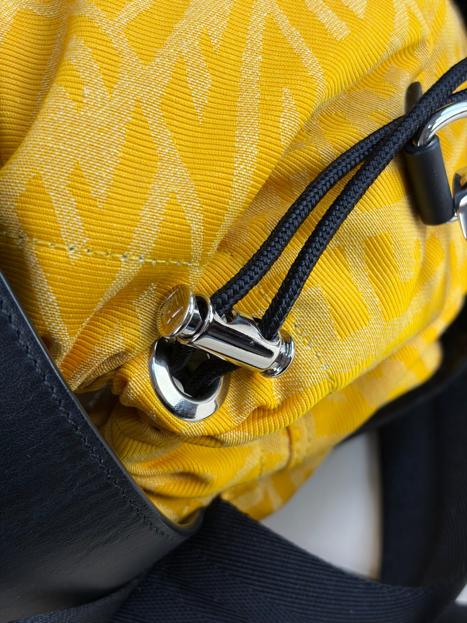 fendi strike lerge ff vertigo jjacquard yellow back pack