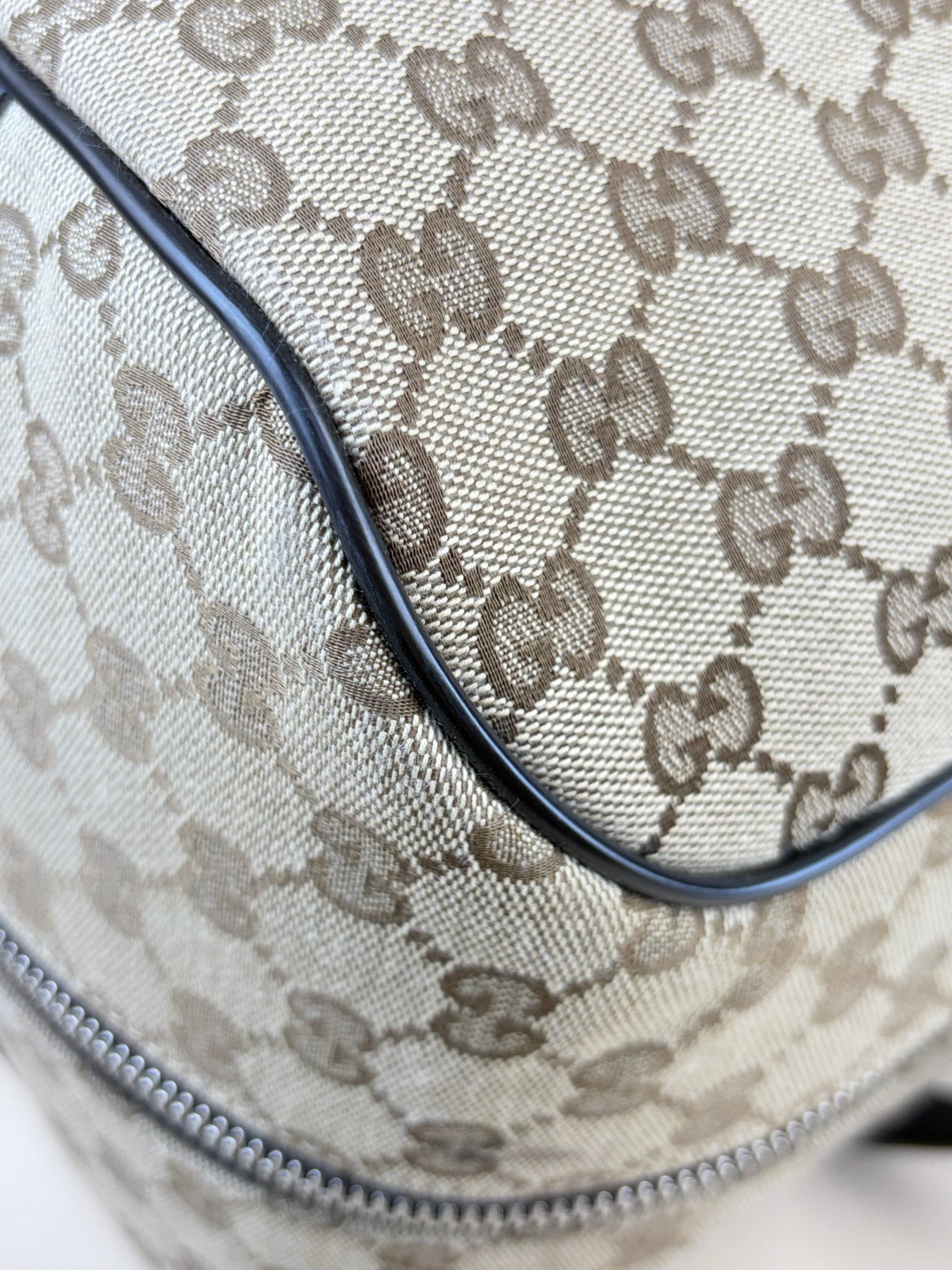 Gucci beige gg monogram canvas and brown calfskin Boston duffle bag