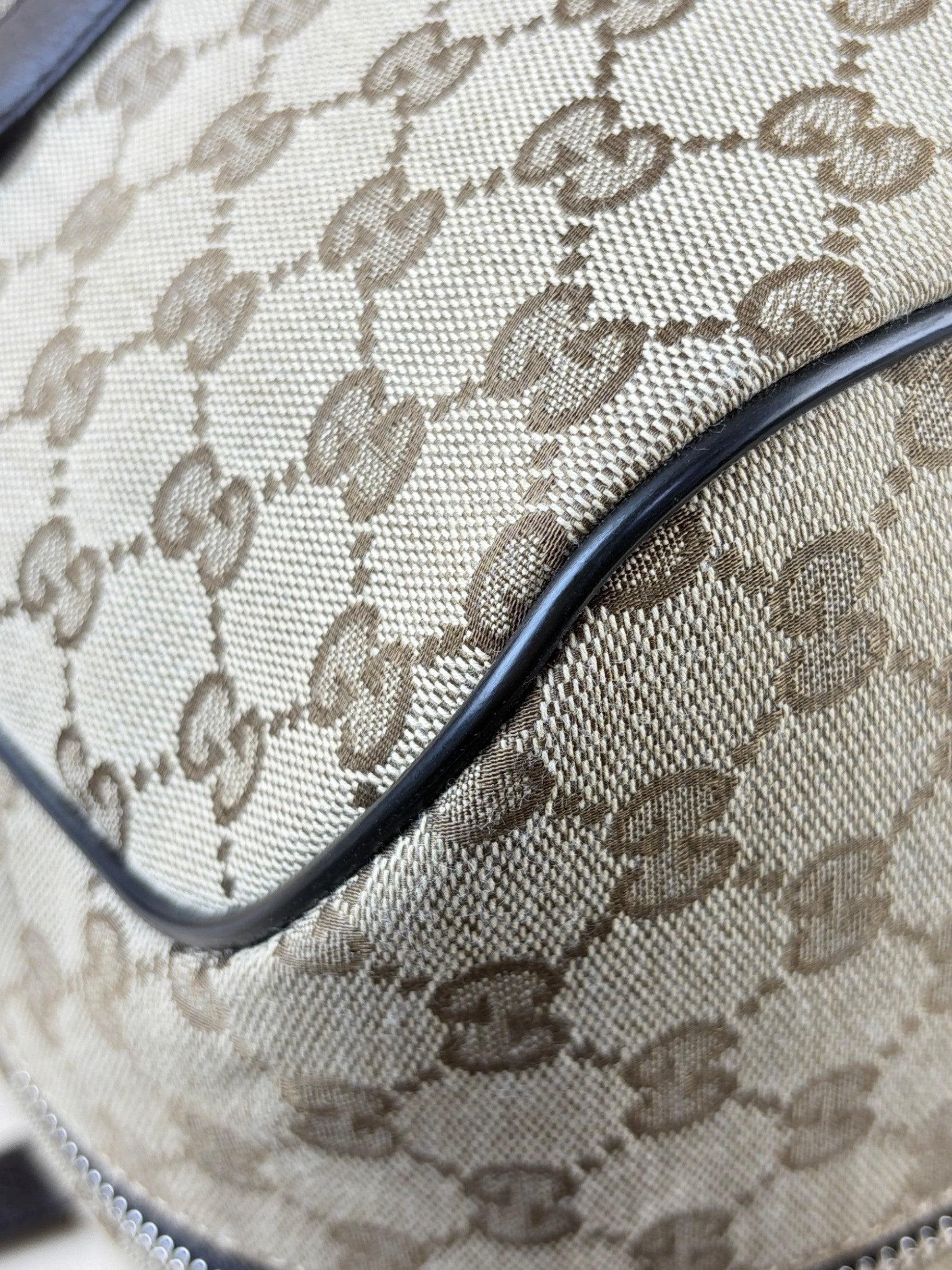 Gucci beige gg monogram canvas and brown calfskin Boston duffle bag