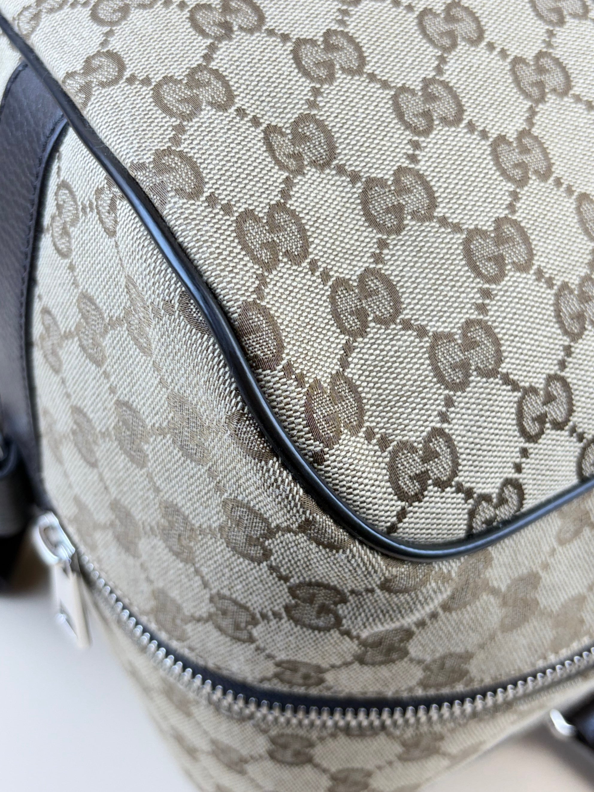 Gucci beige gg monogram canvas and brown calfskin Boston duffle bag