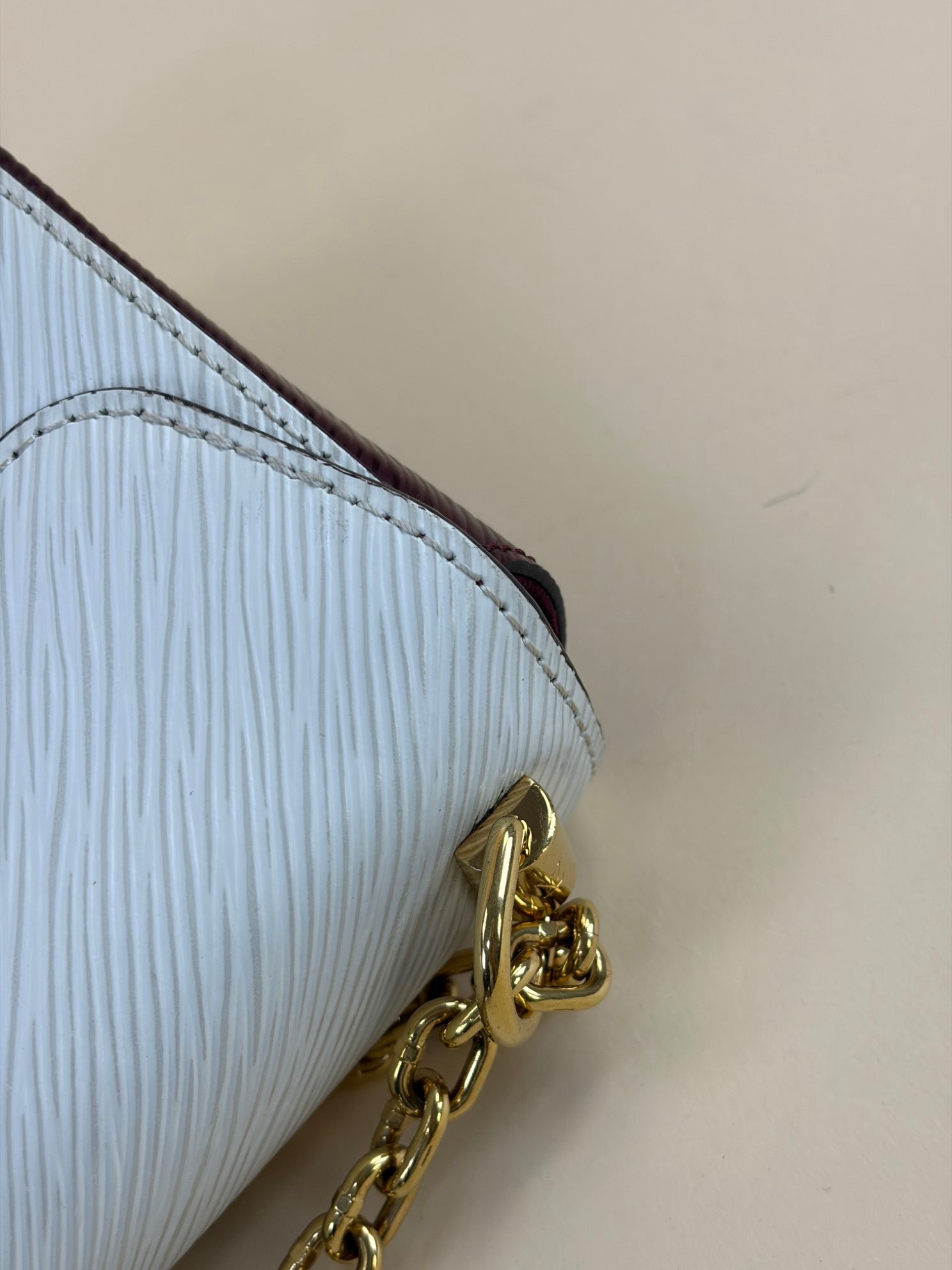 Louis Vuitton Twist epi leather MM Bag