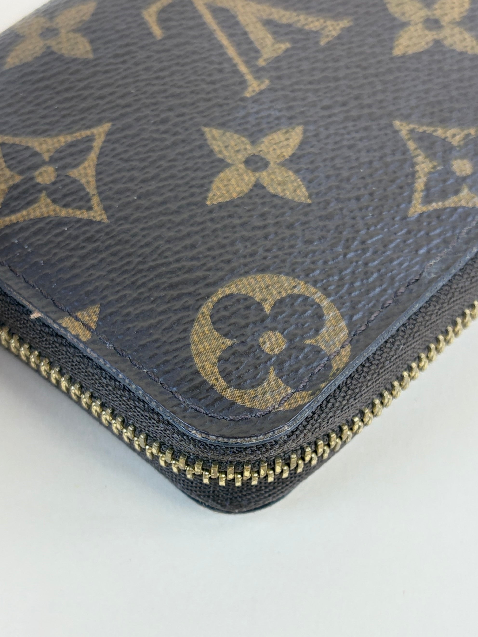 Louis Vuitton Monogram Zipper Coin Purse