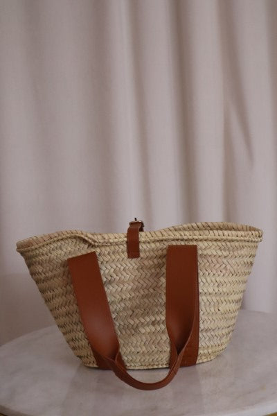 Chloe Bicolor Raffia Medium Scenes Basket Wicker Top Handle Bag