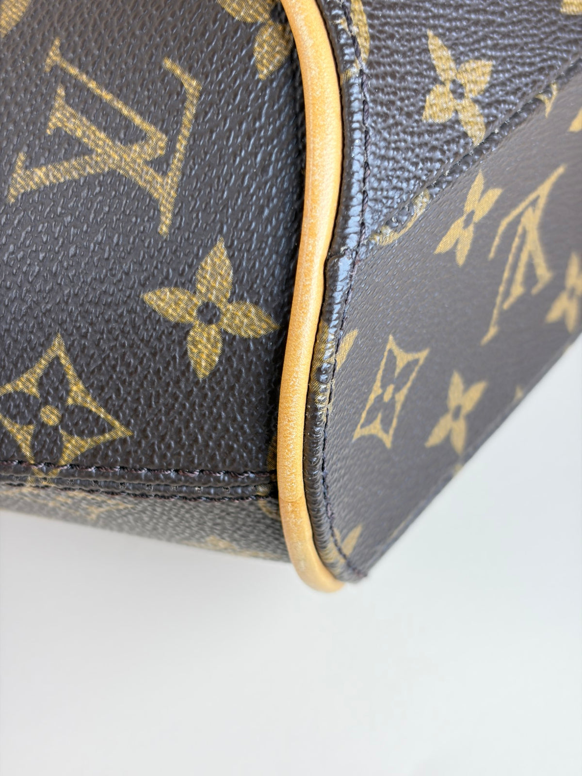 Louis Vuitton Brown Monogram ellipse pm