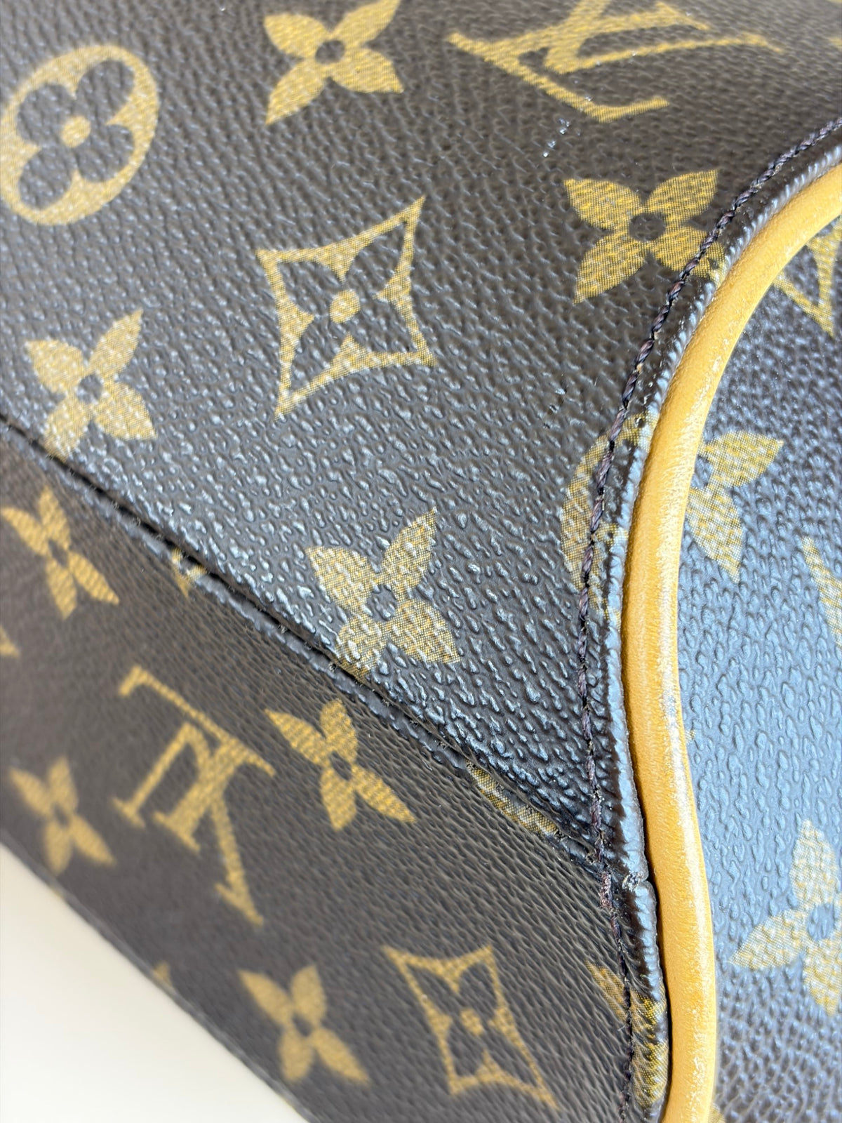 Louis Vuitton Brown Monogram ellipse pm