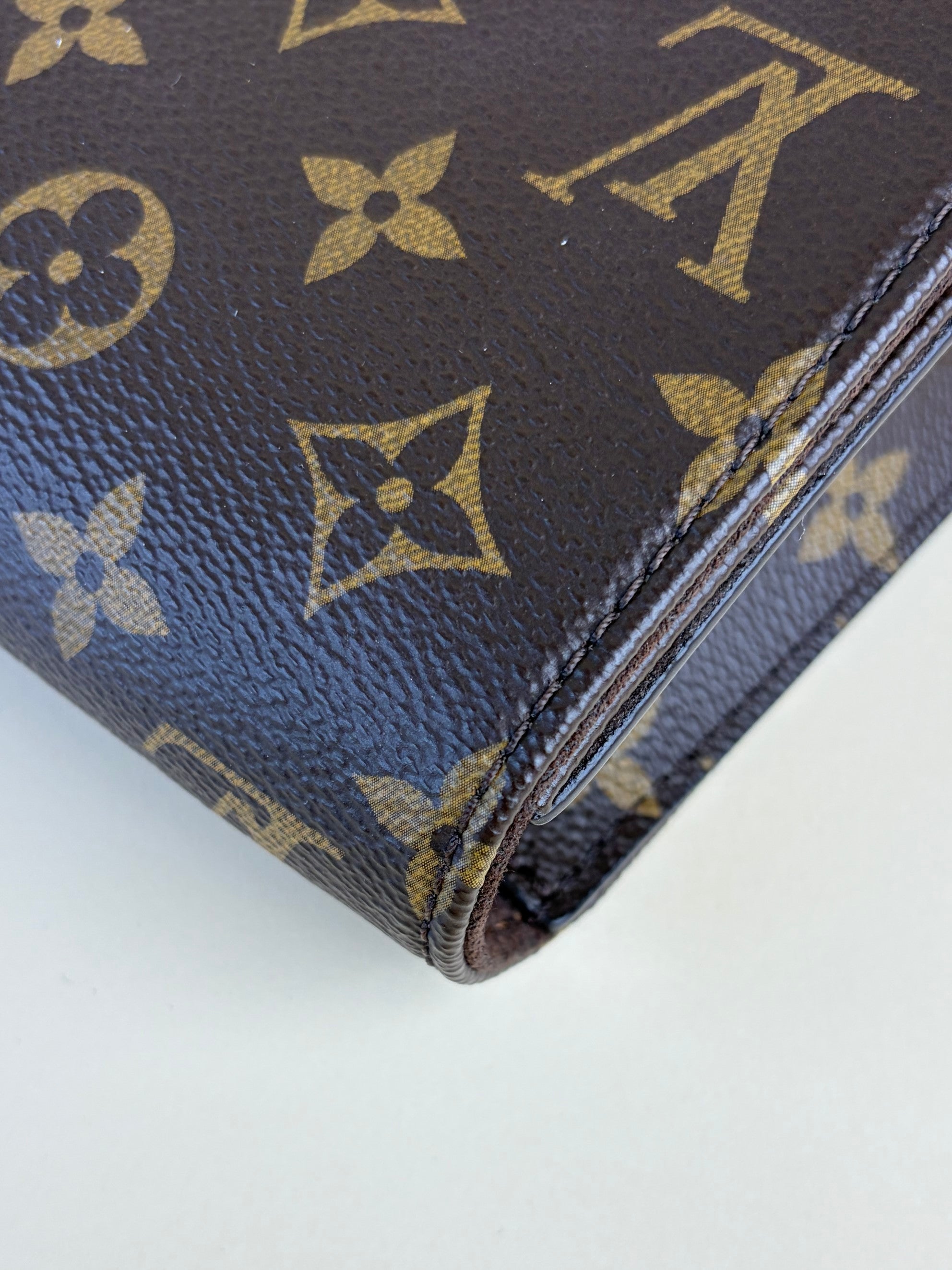 Louis Vuitton monogram lily wallet on chain