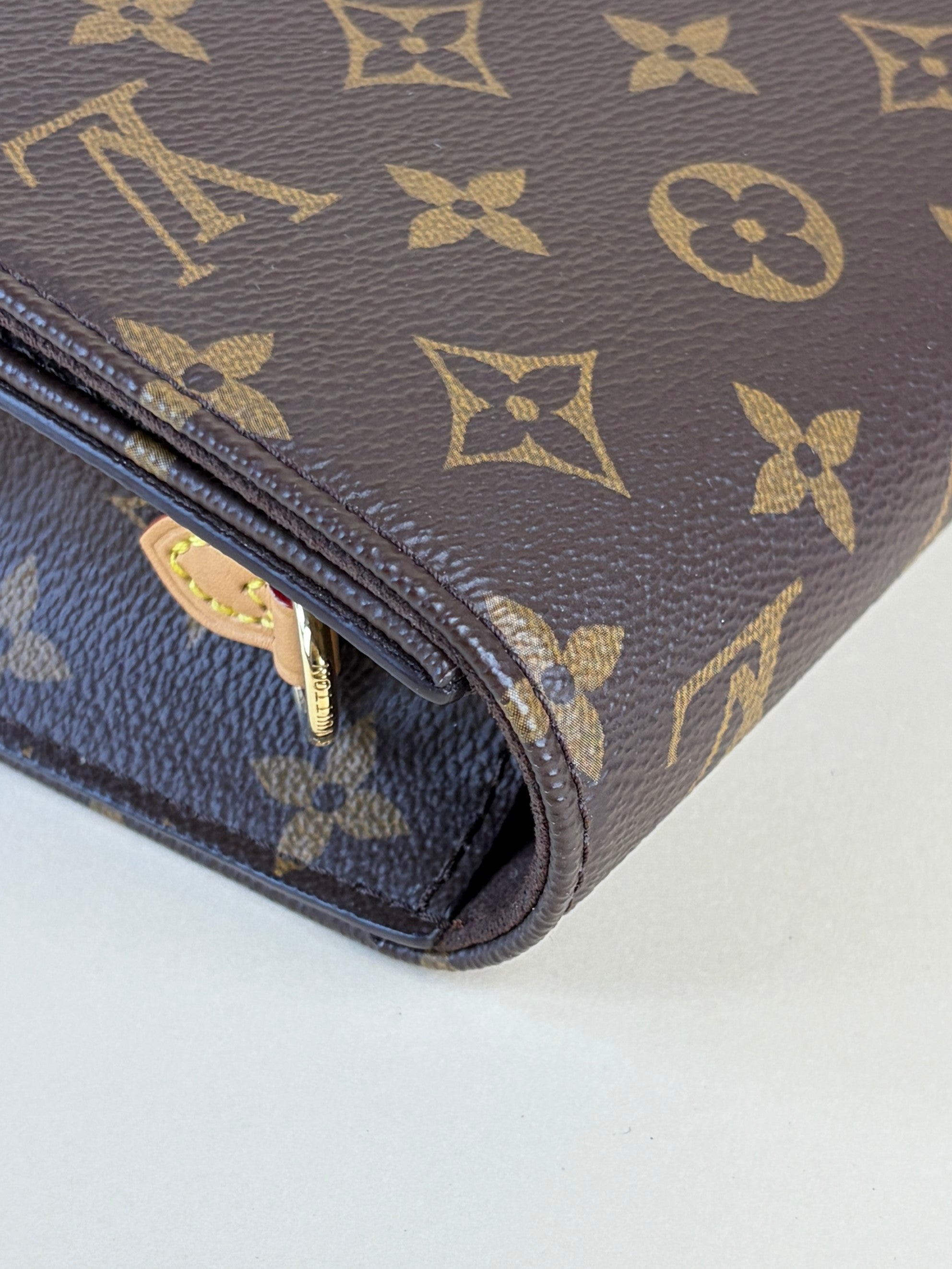 Louis Vuitton monogram lily wallet on chain