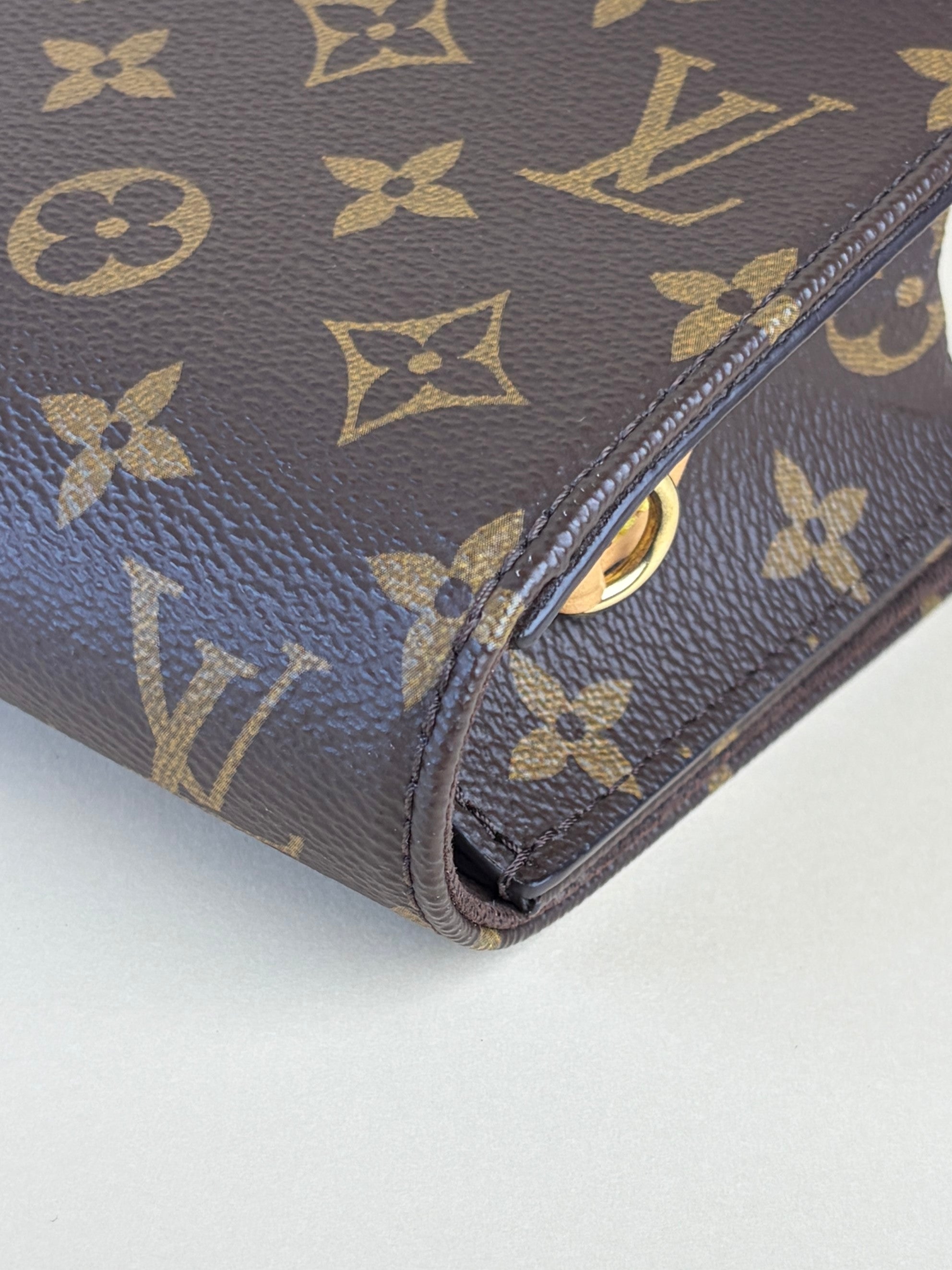 Louis Vuitton monogram lily wallet on chain