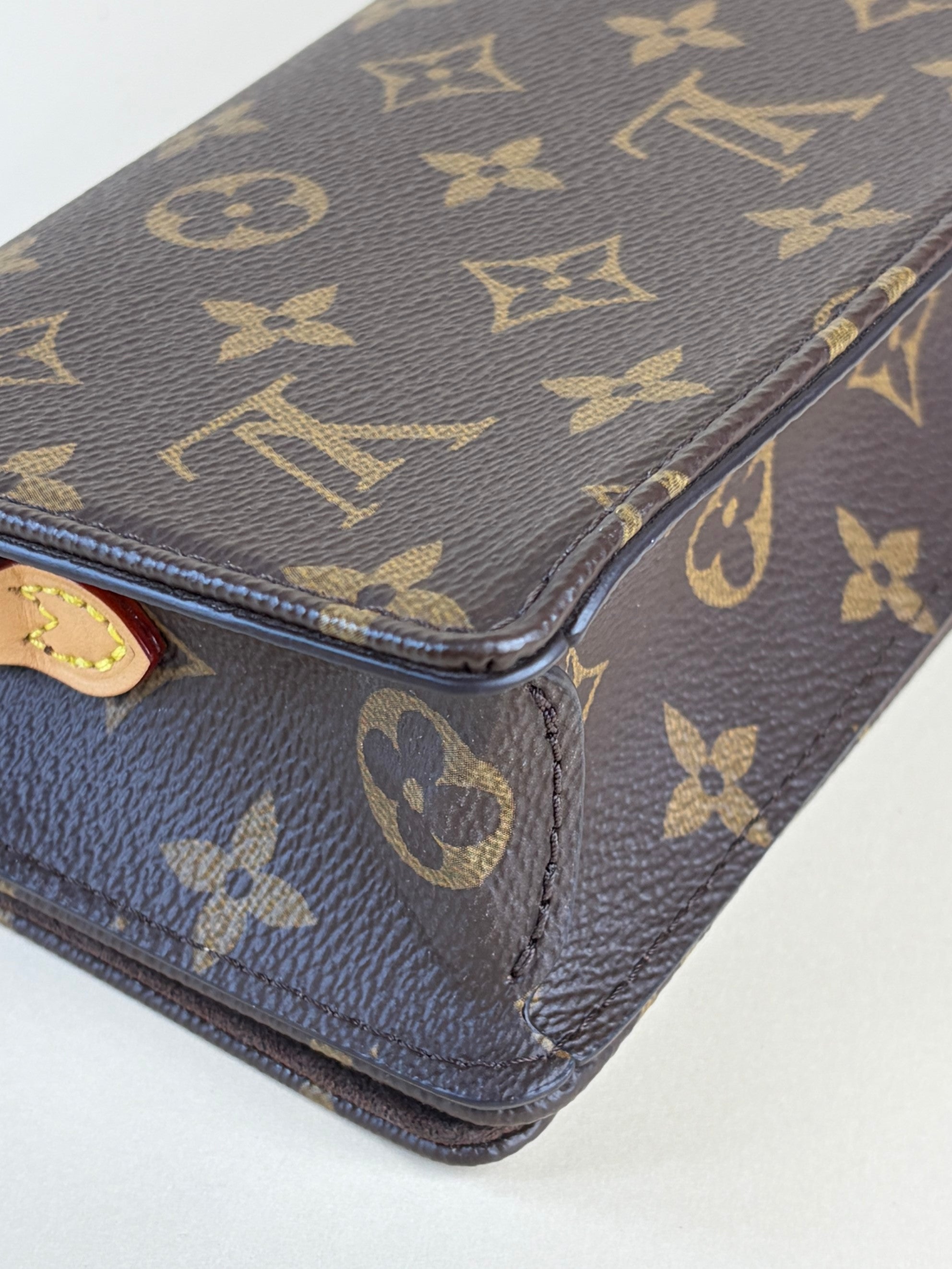 Louis Vuitton monogram lily wallet on chain