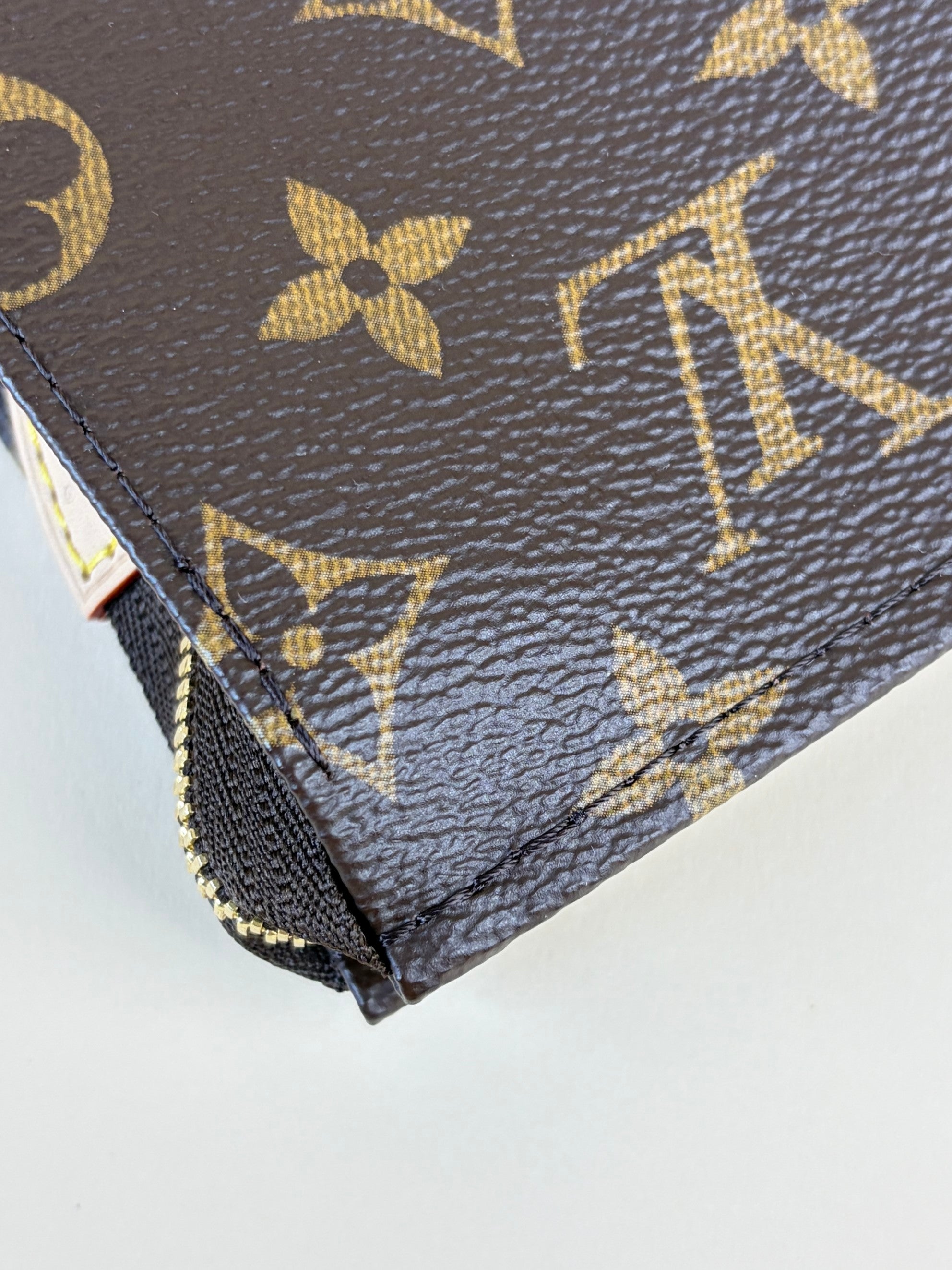 louis Vuitton monogram canvas toilette gm pouch