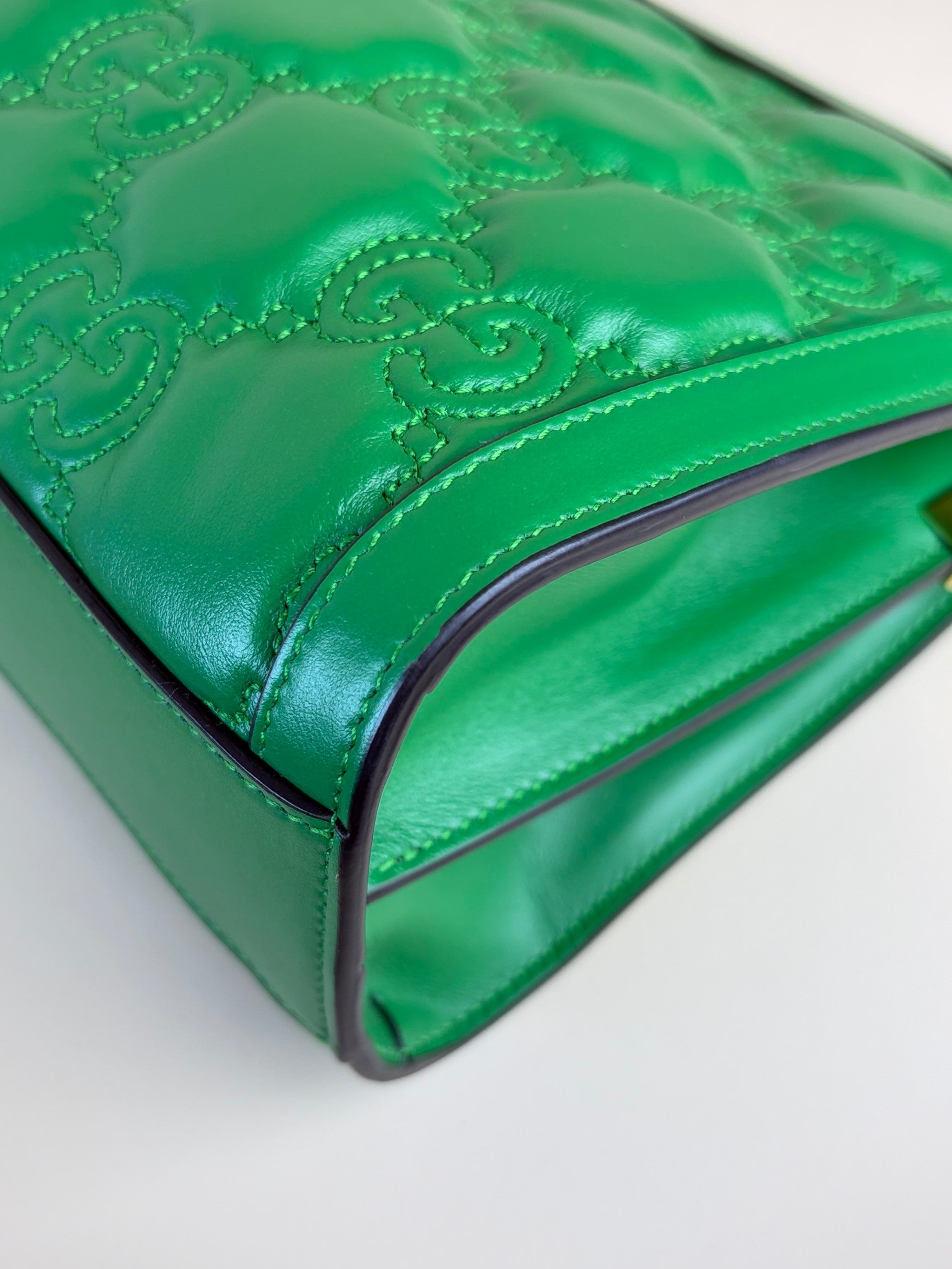 Gucci spring green natural calfskin gg matelassé large chain