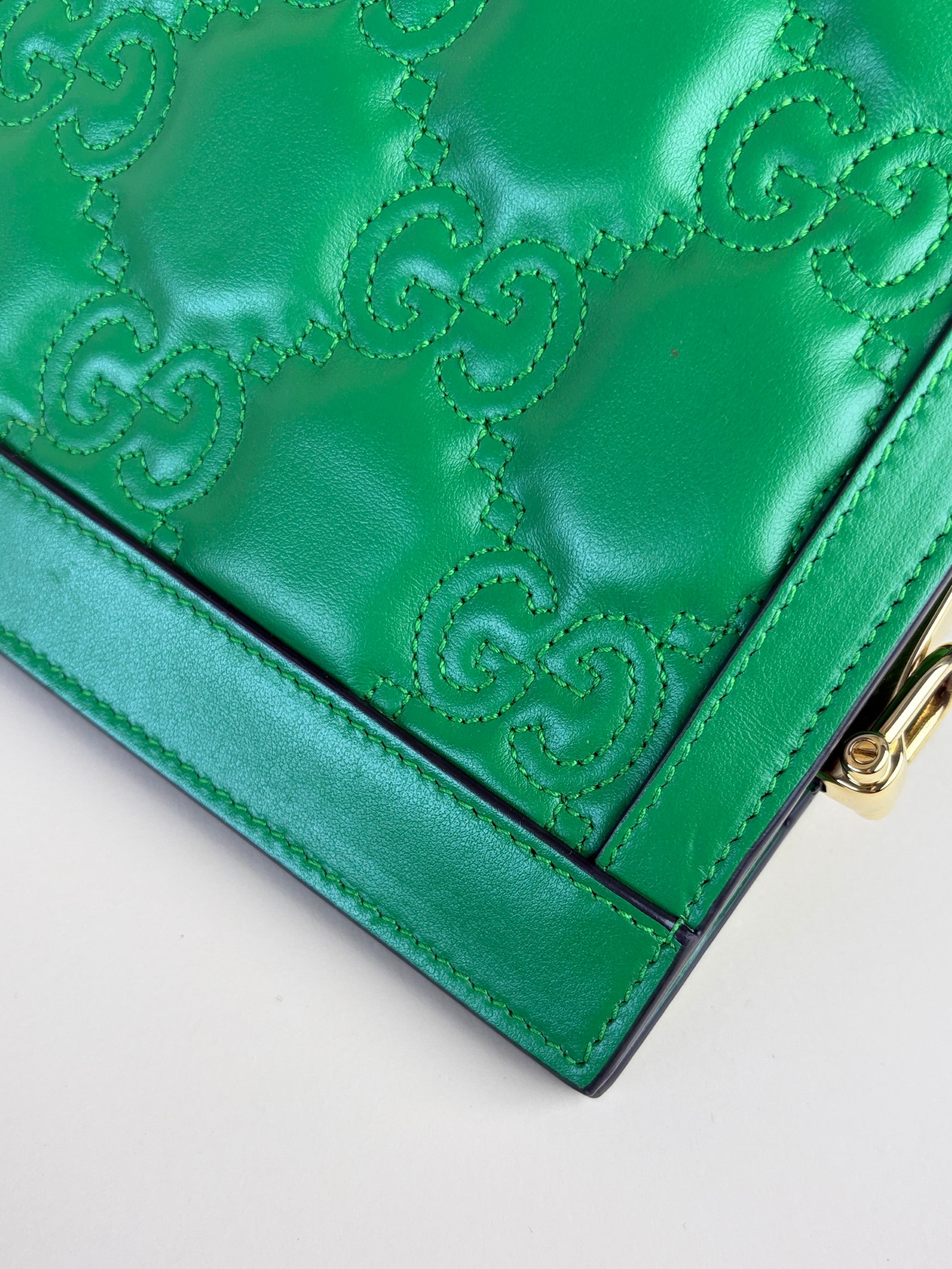 Gucci spring green natural calfskin gg matelassé large chain