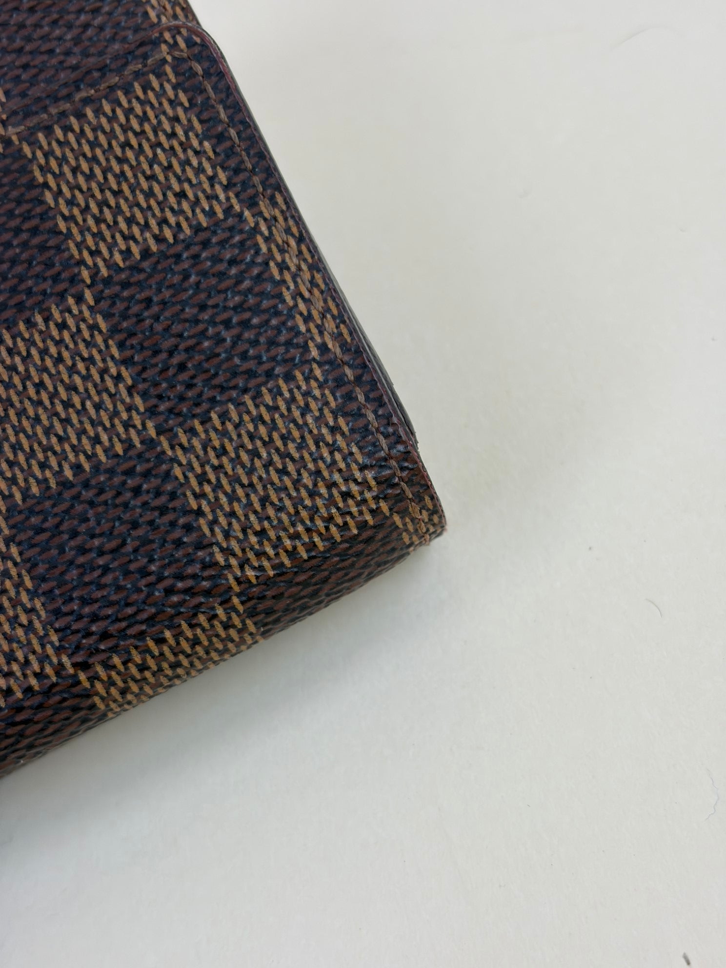 Louis Vuitton Brown Elise damper Ebene small wallet