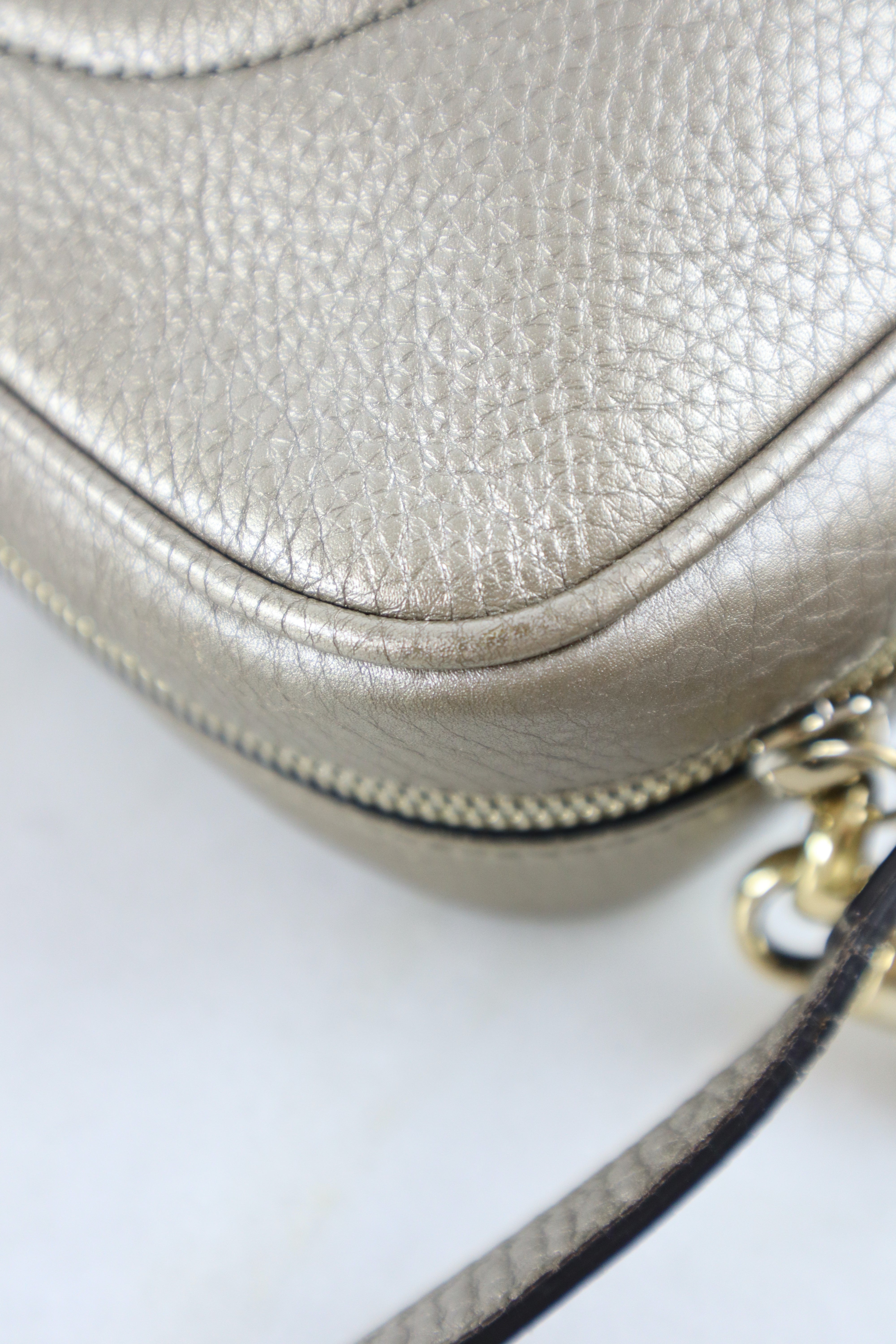 Gucci Metallic Gold Soho Camera Crossbody Bag