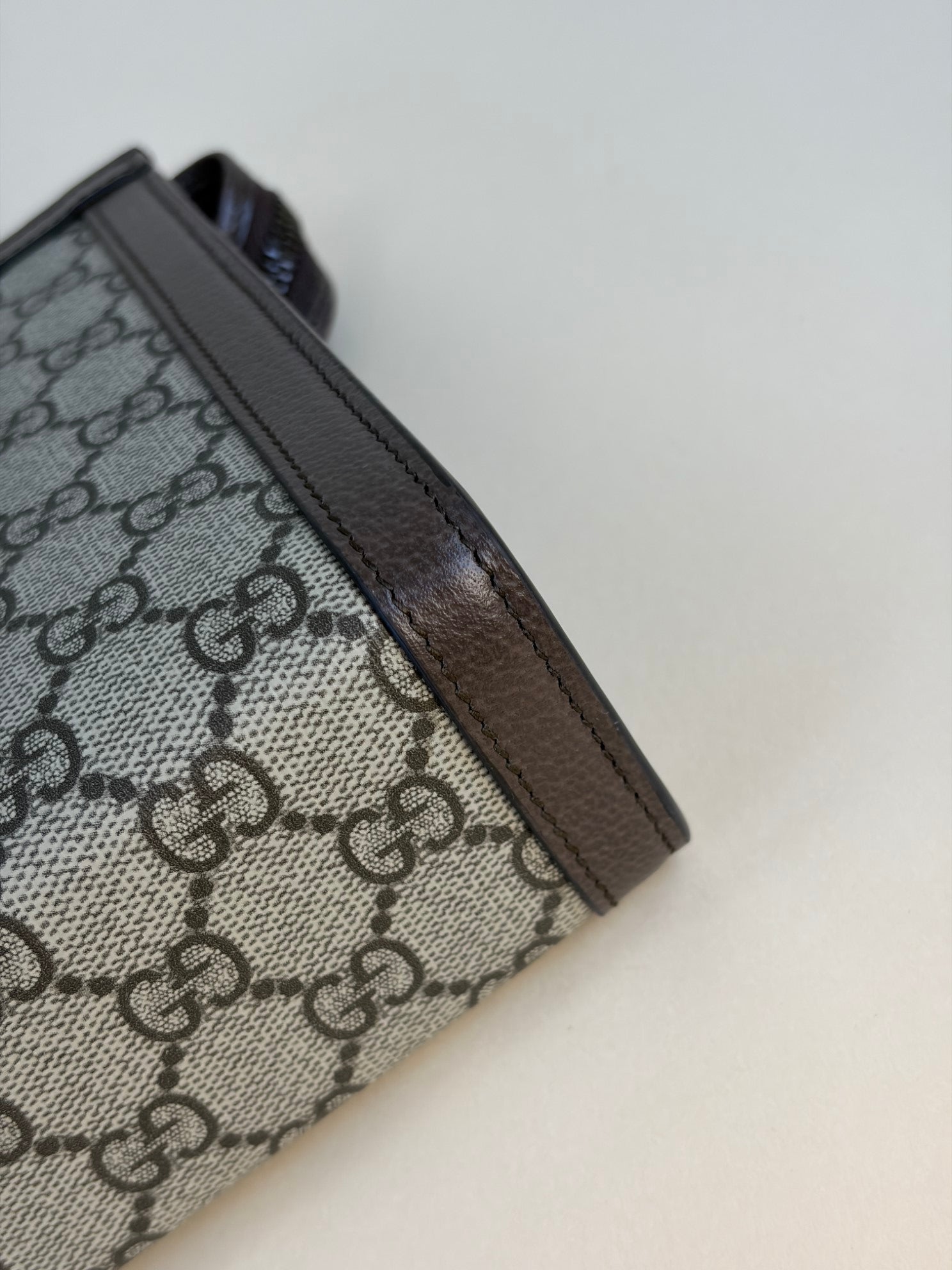 Gucci Ebony GG Supreme Ophidia Small Pouch