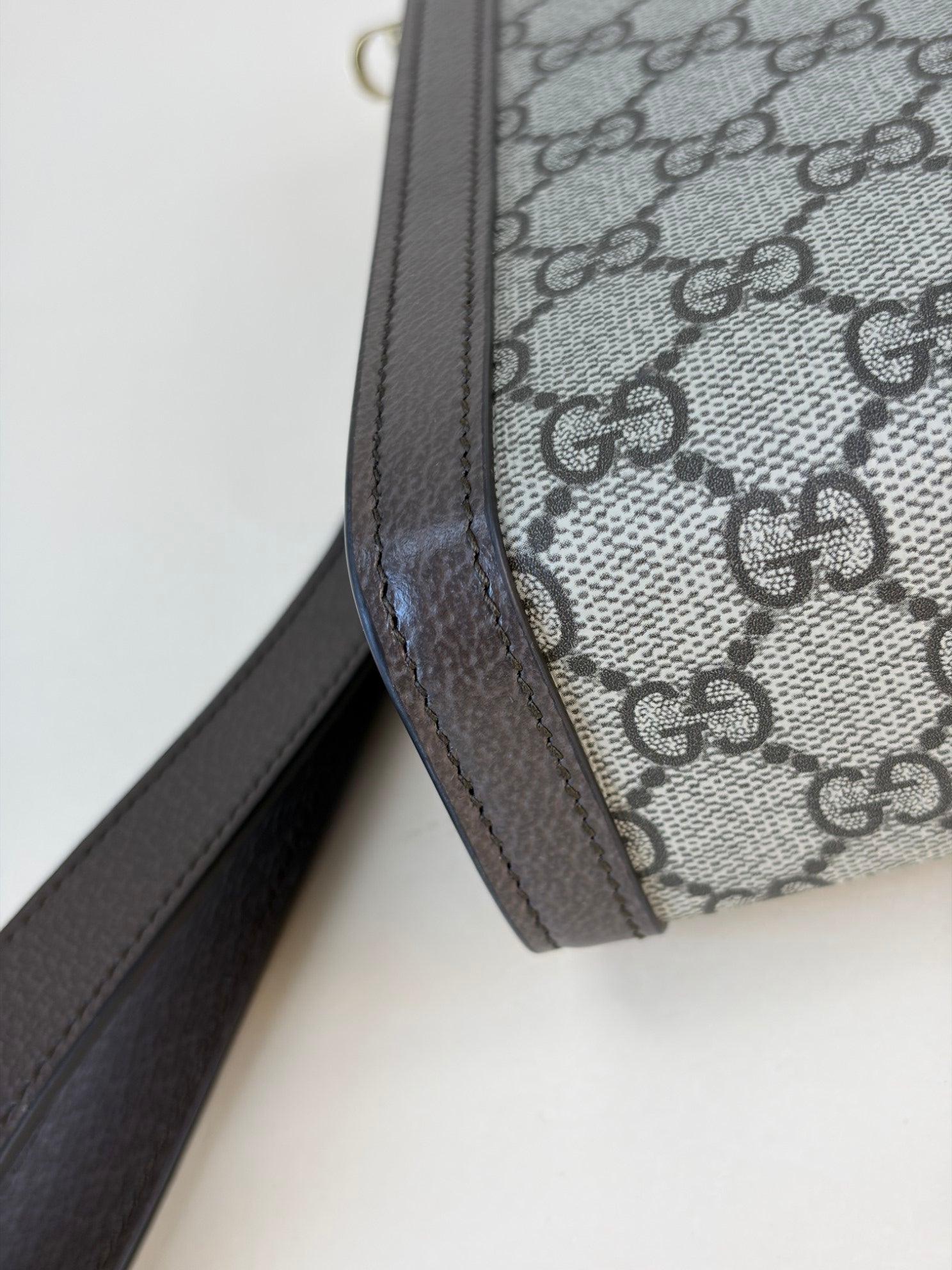 Gucci Ebony GG Supreme Ophidia Small Pouch