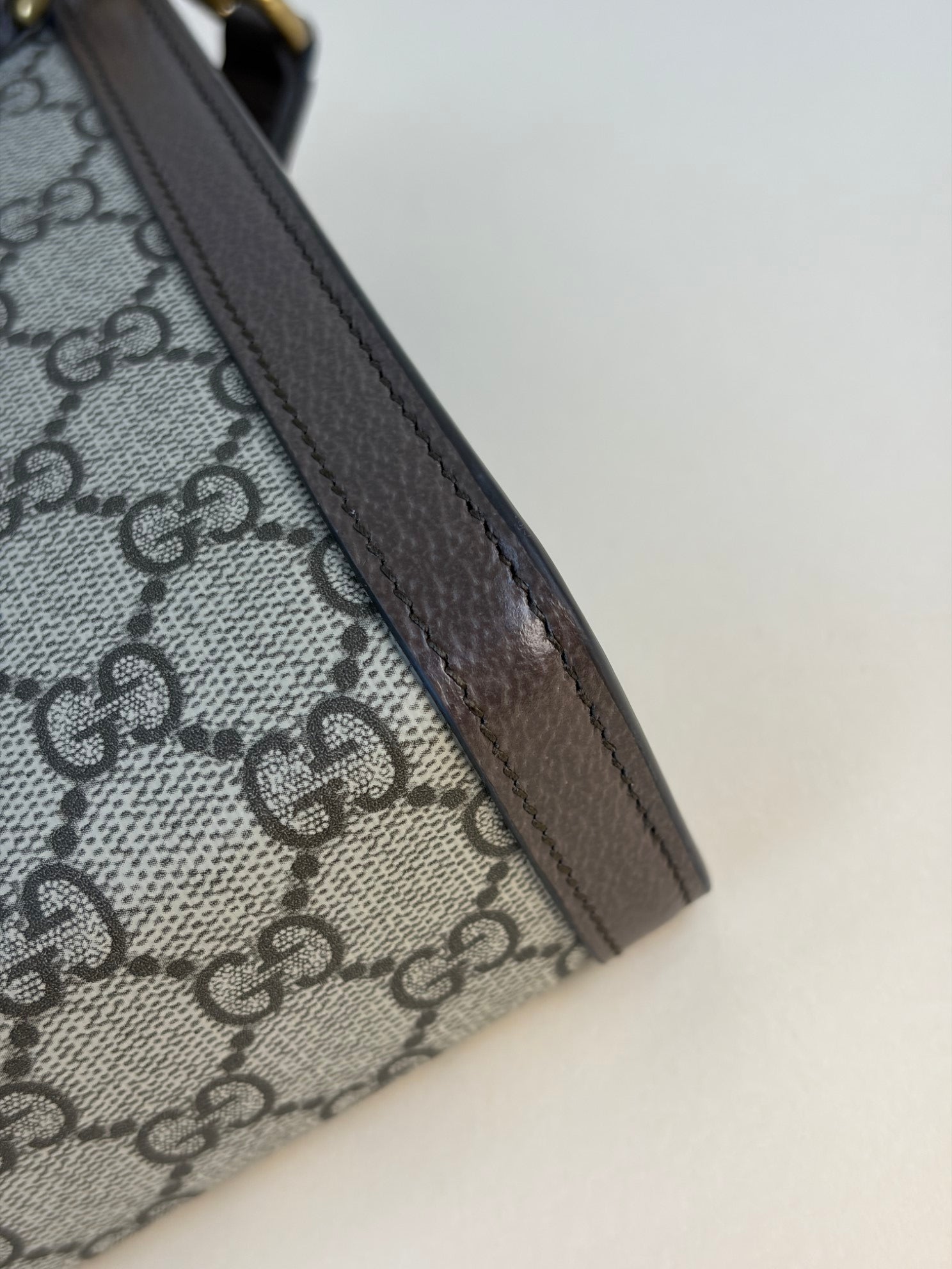 Gucci Ebony GG Supreme Ophidia Small Pouch