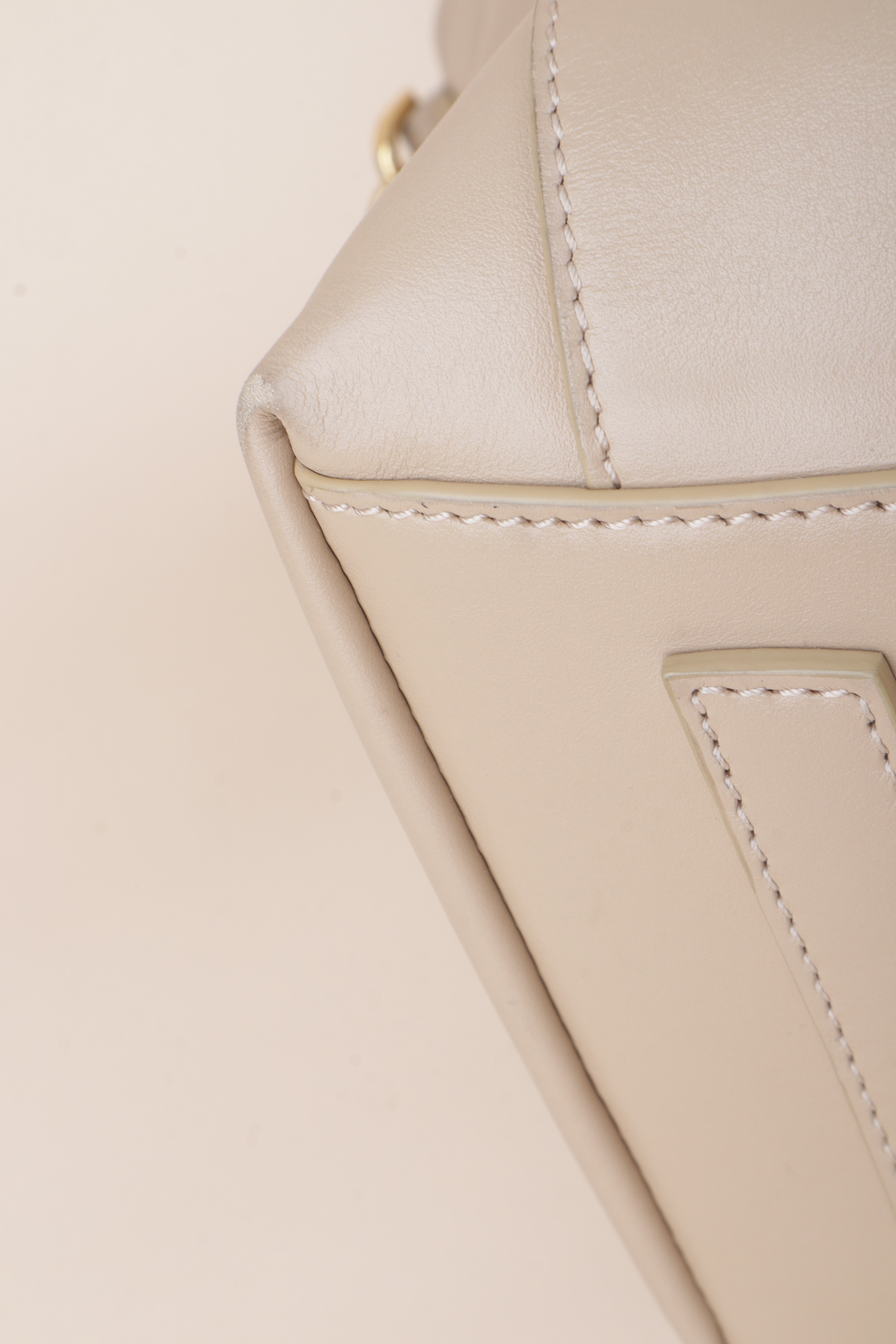 Givenchy Beige Sport Box Antigona Tote Bag W/ Canvas Strap