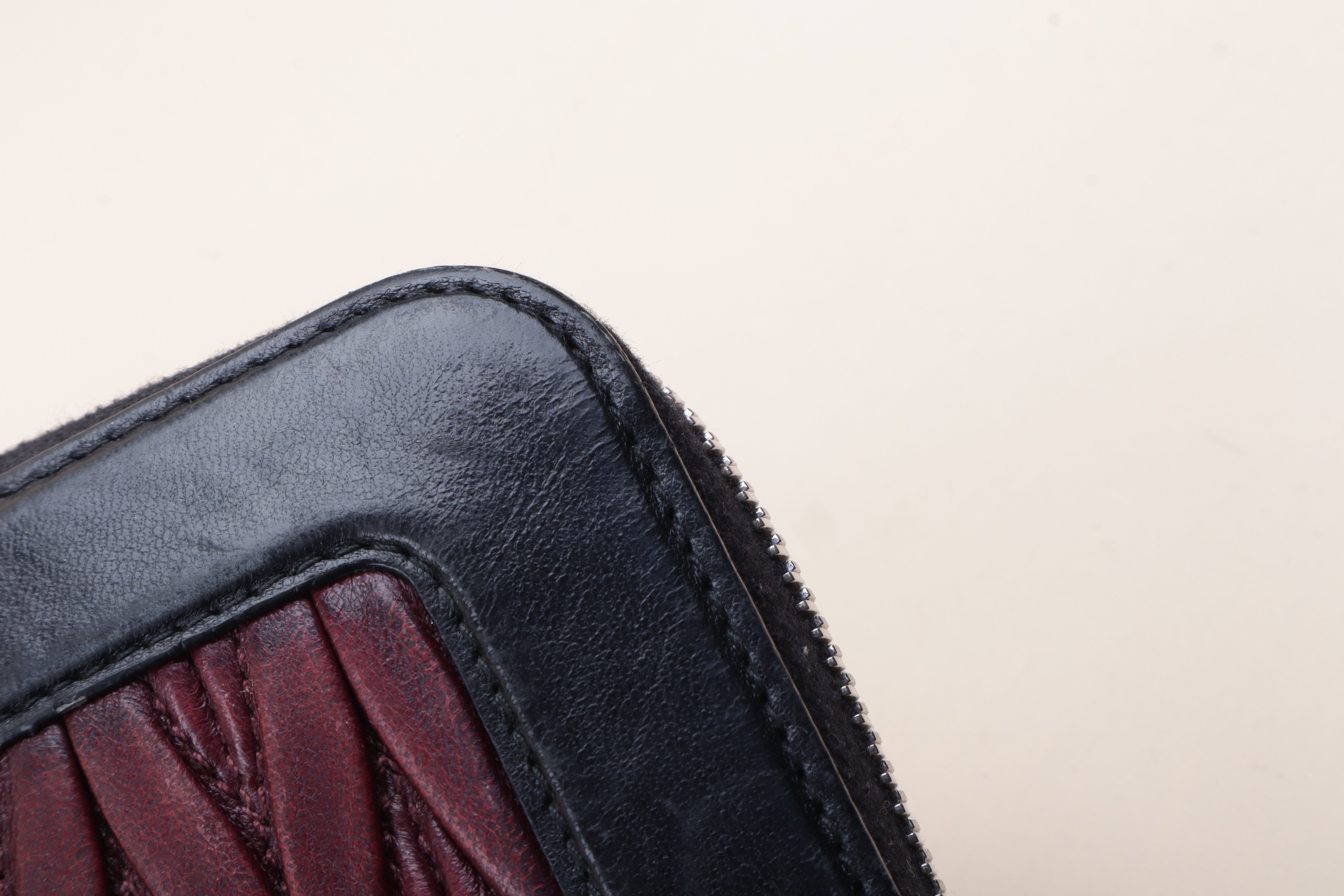 MIU MIU black and burgundy Matelassé Zip around